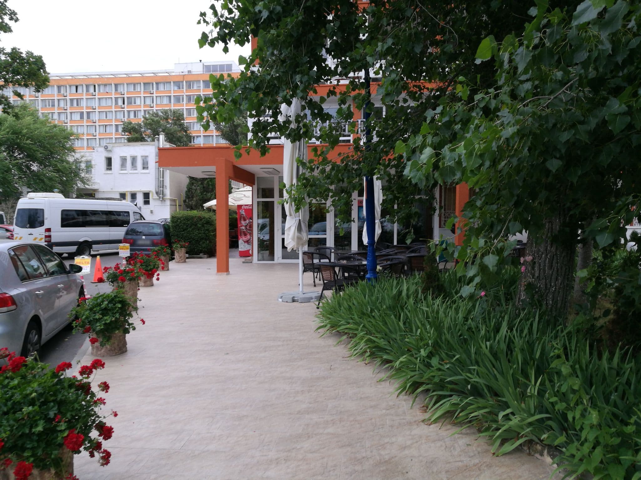 Street view near Hotel Delta Mamaia, Palazu Mare — © rsandu (CC BY-SA · Mapillary)