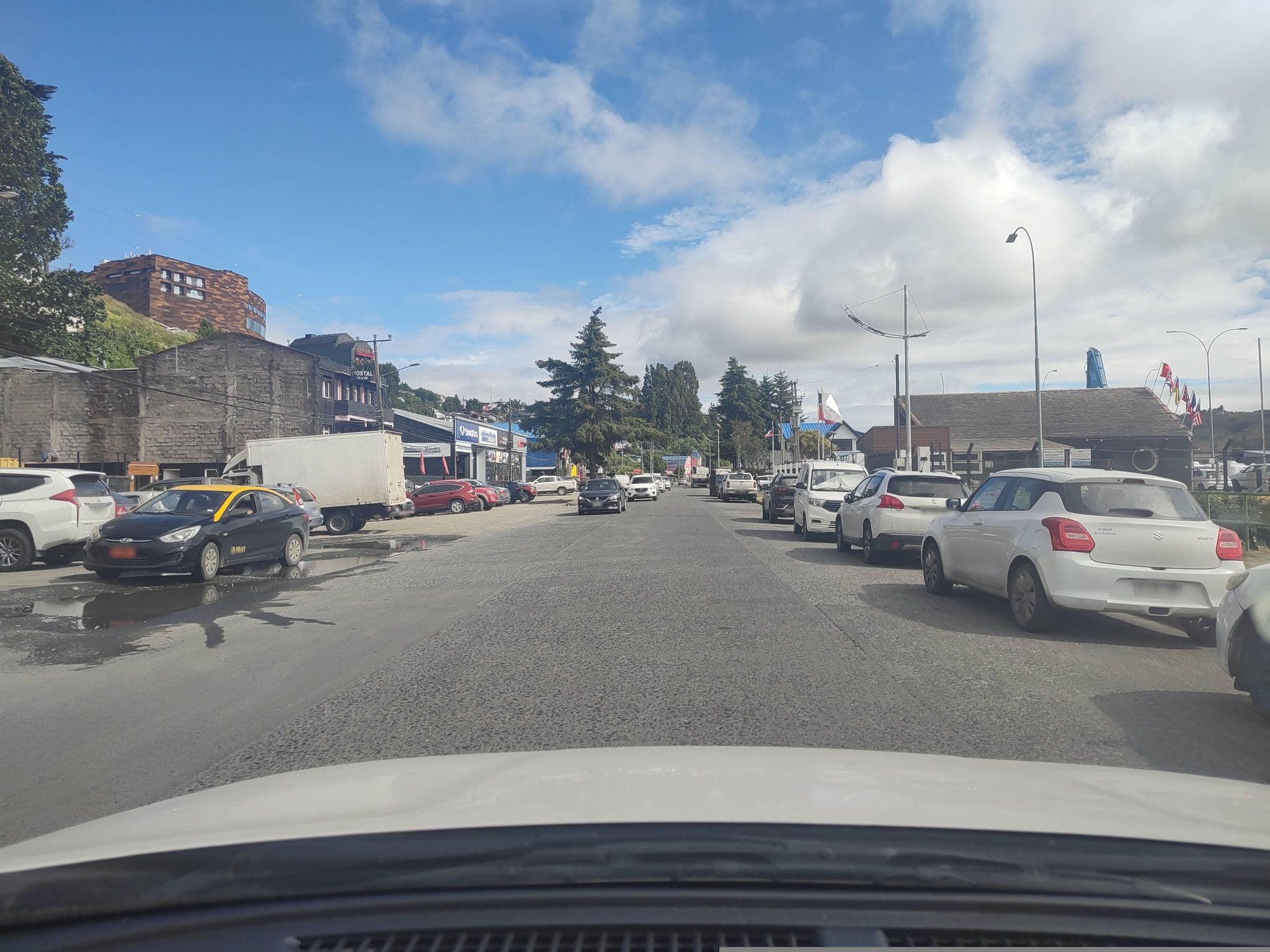 Street view near Cabañas Santiago Castro, Castro — © andresduhour (CC BY-SA · Mapillary)
