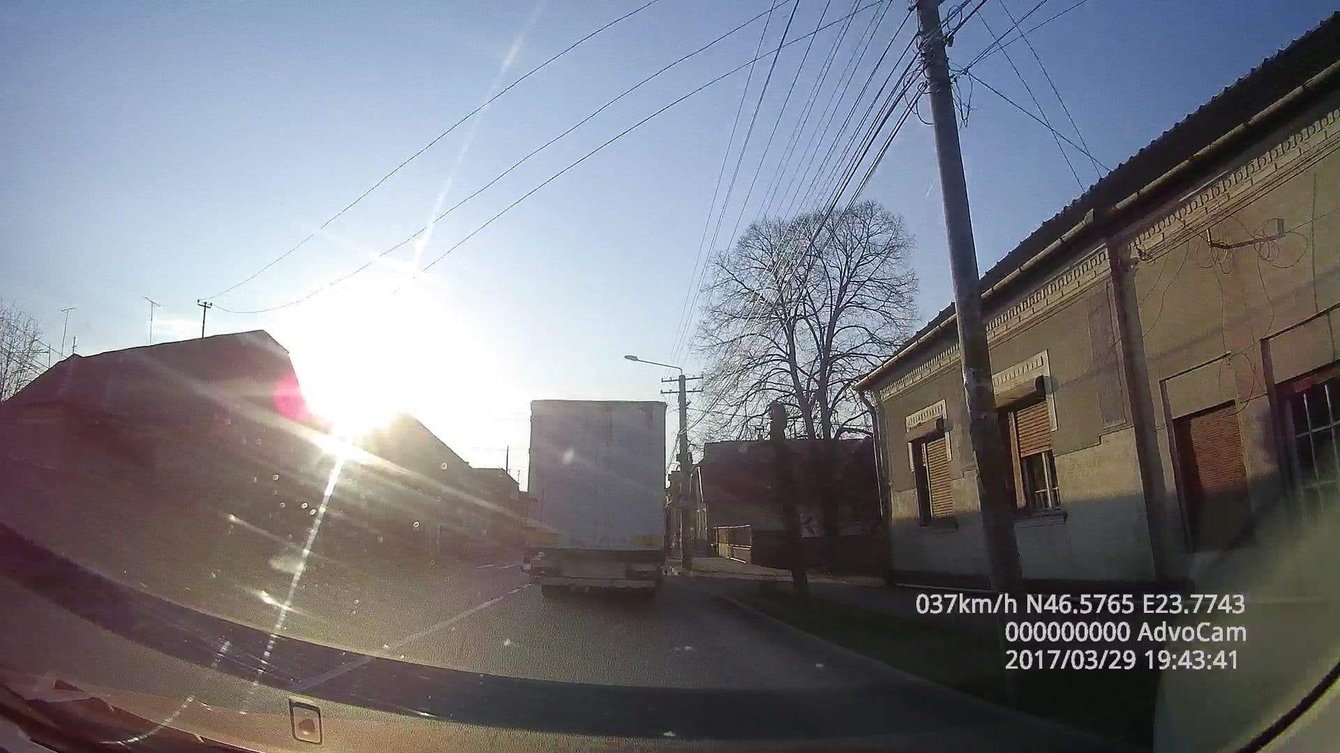Street view near AcAsA, Turda — © tavi (CC BY-SA · Mapillary)
