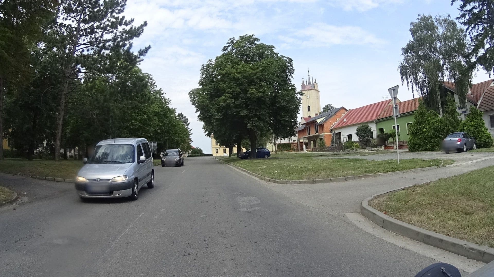 Street view near Posada Penzion San Juan Podivin, Podivín — © 468p (CC BY-SA · Mapillary)