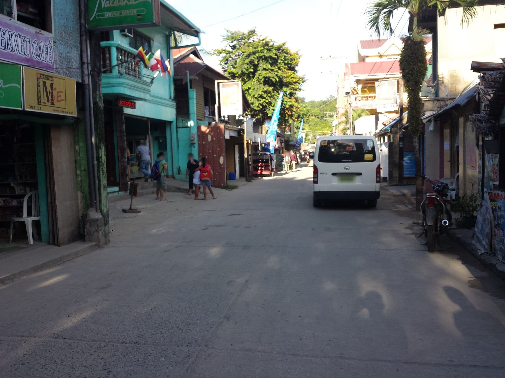Street view near ZEN Hostel OMP El Nido, El Nido
