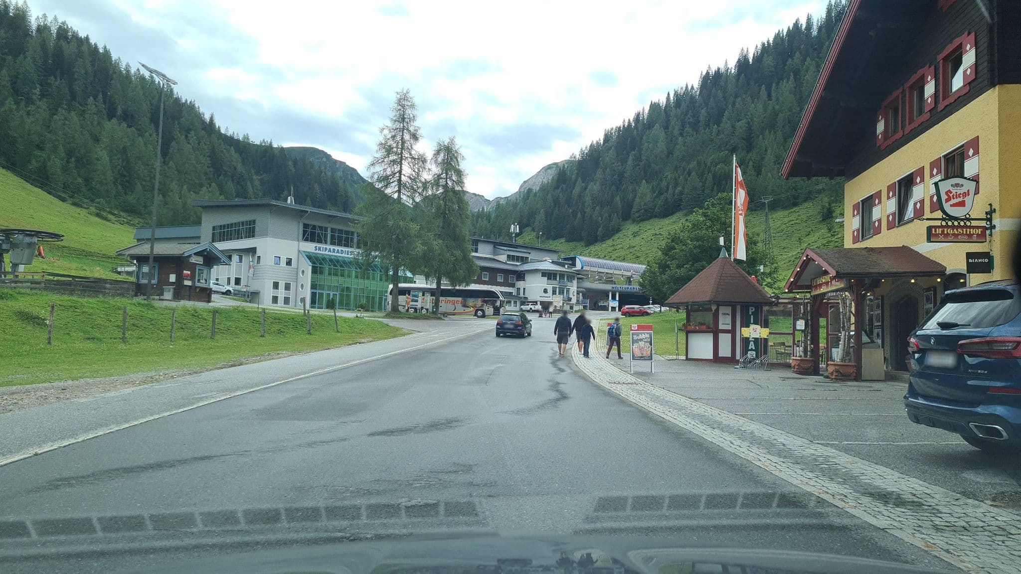 Street view near Restaurant Liftgasthof, Radstadt — © schermy_at (CC BY-SA · Mapillary)