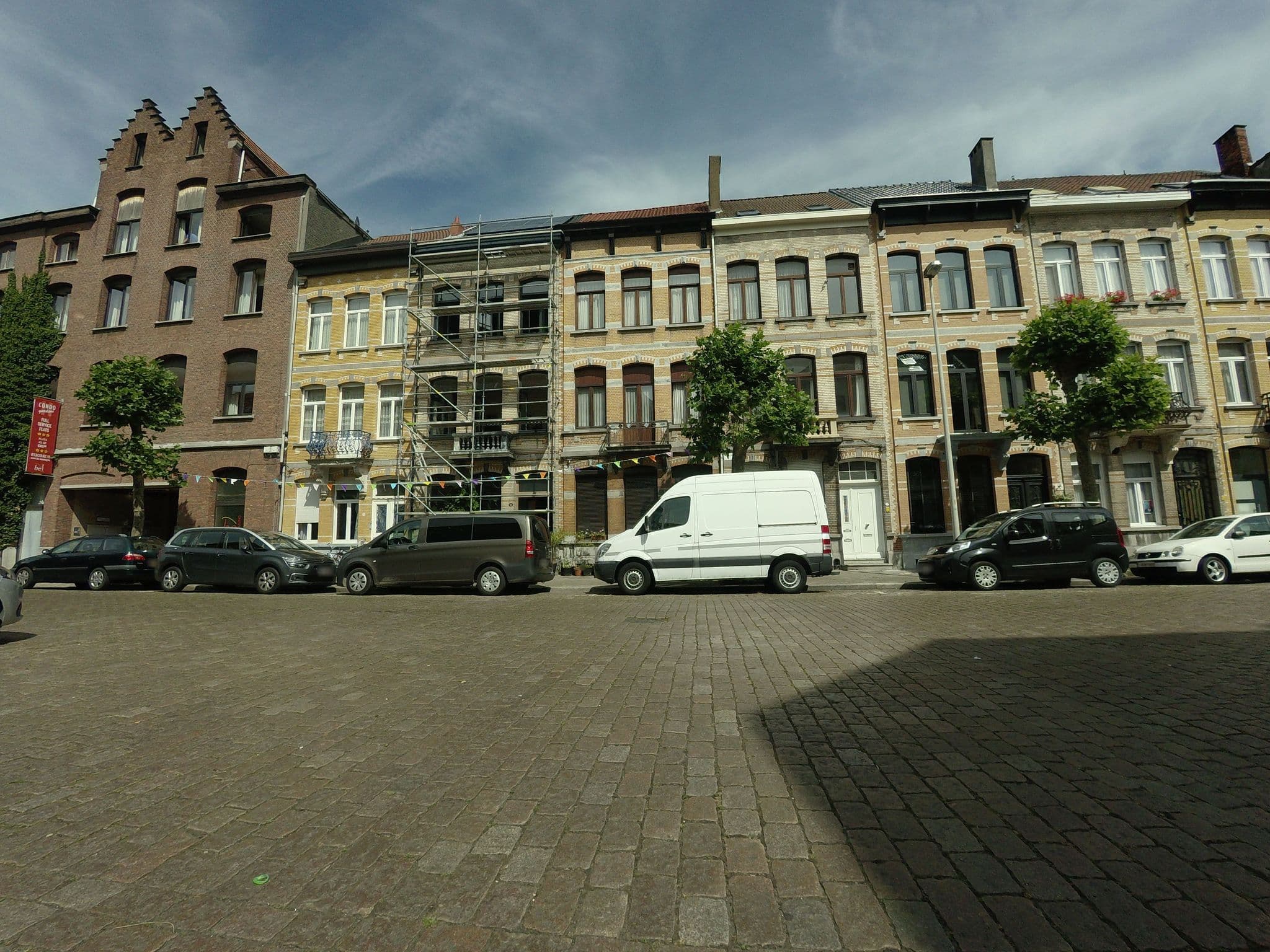 Street view near Condo Gardens Antwerpen, Antwerp — © filipc (CC BY-SA · Mapillary)