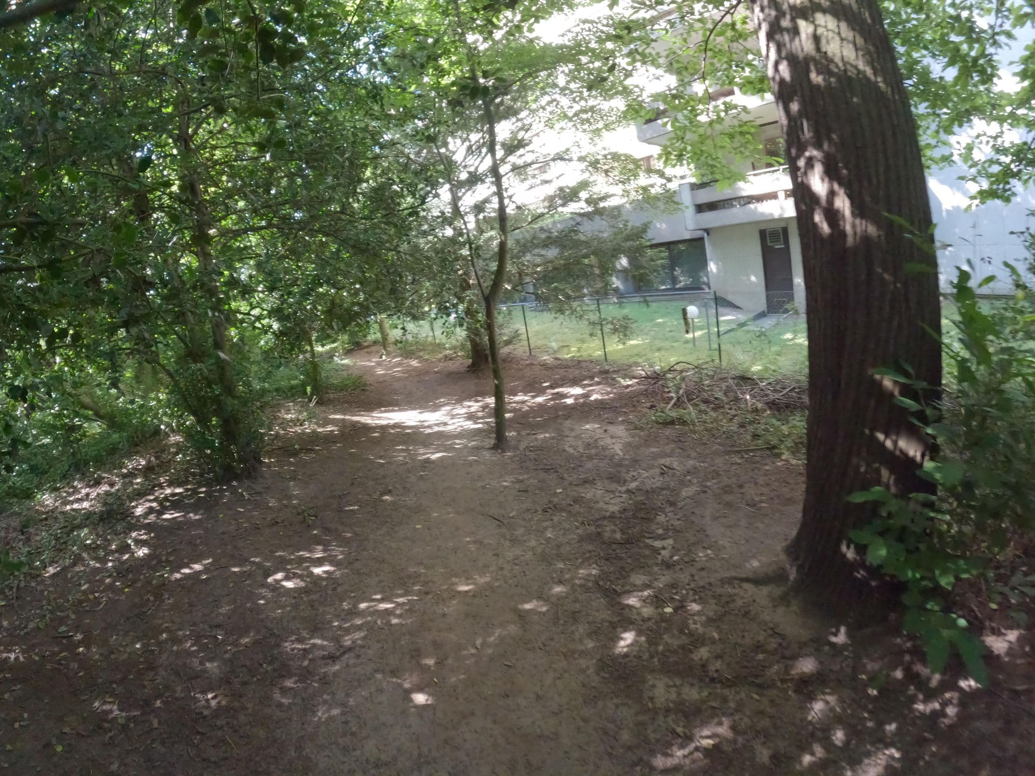 Street view near Studio met ensuite badkamer - WiFi en TV, Berchem — © koninklijke (CC BY-SA · Mapillary)