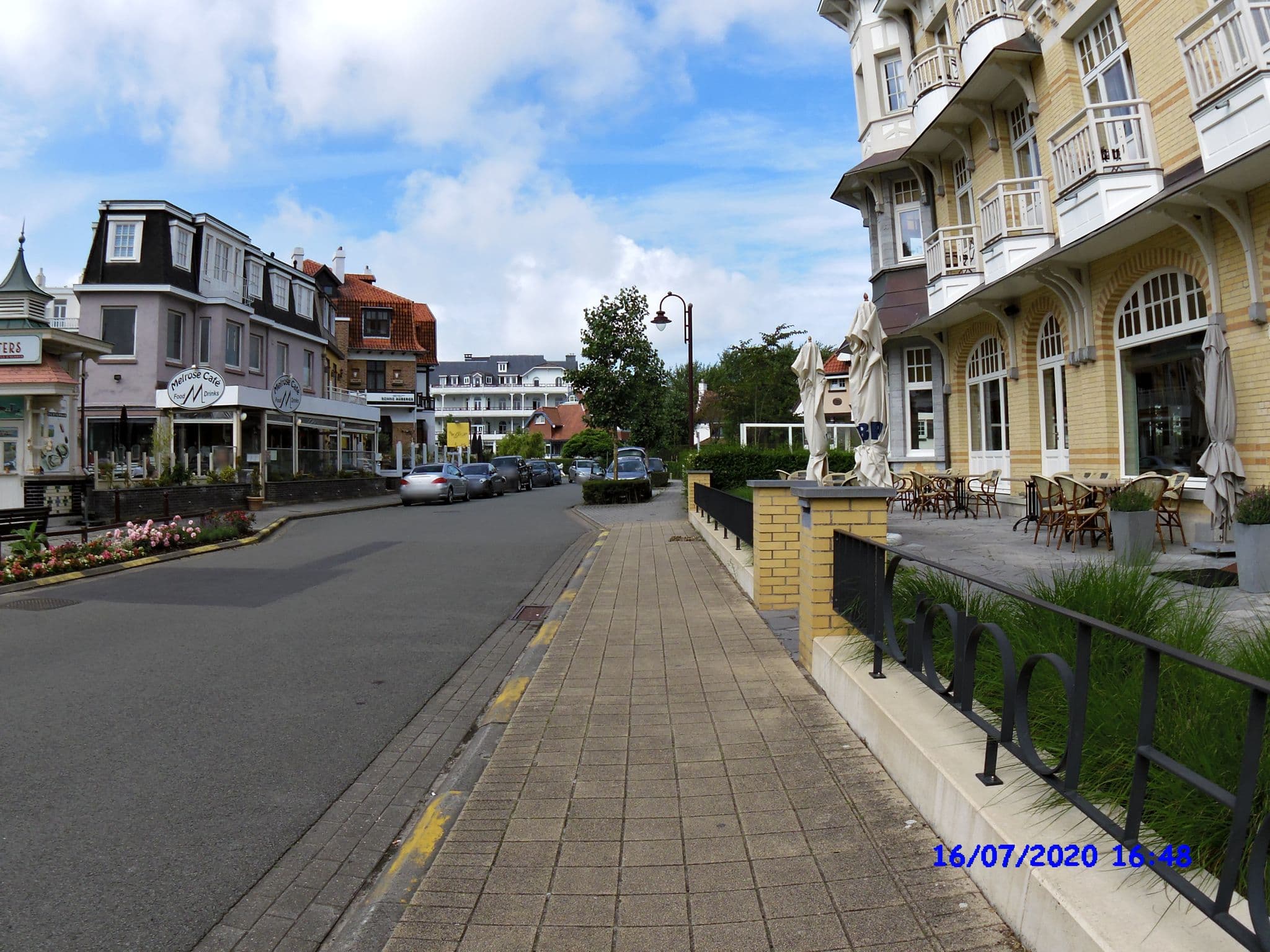 Street view near Groot Hotel Belle Vue, De Haan — © thierry1030 (CC BY-SA · Mapillary)