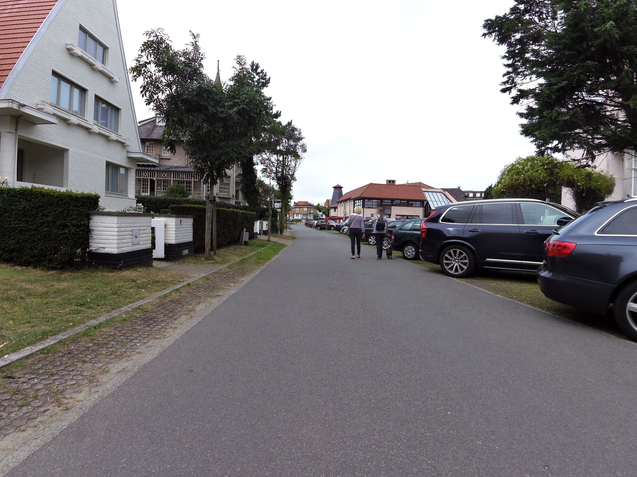 Street view near Villa Emilia, De Haan — © zors1843 (CC BY-SA · Mapillary)