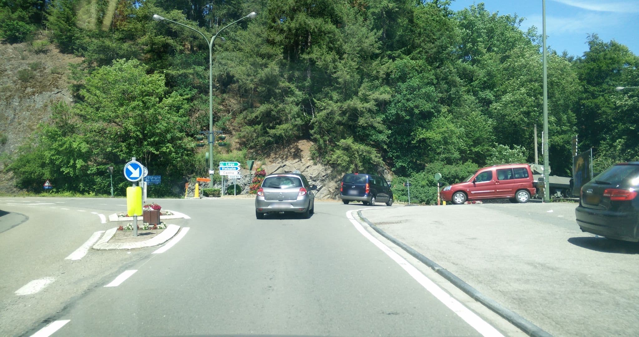 Street view near Le Chalet, La Roche-en-Ardenne — © joostjakob (CC BY-SA · Mapillary)