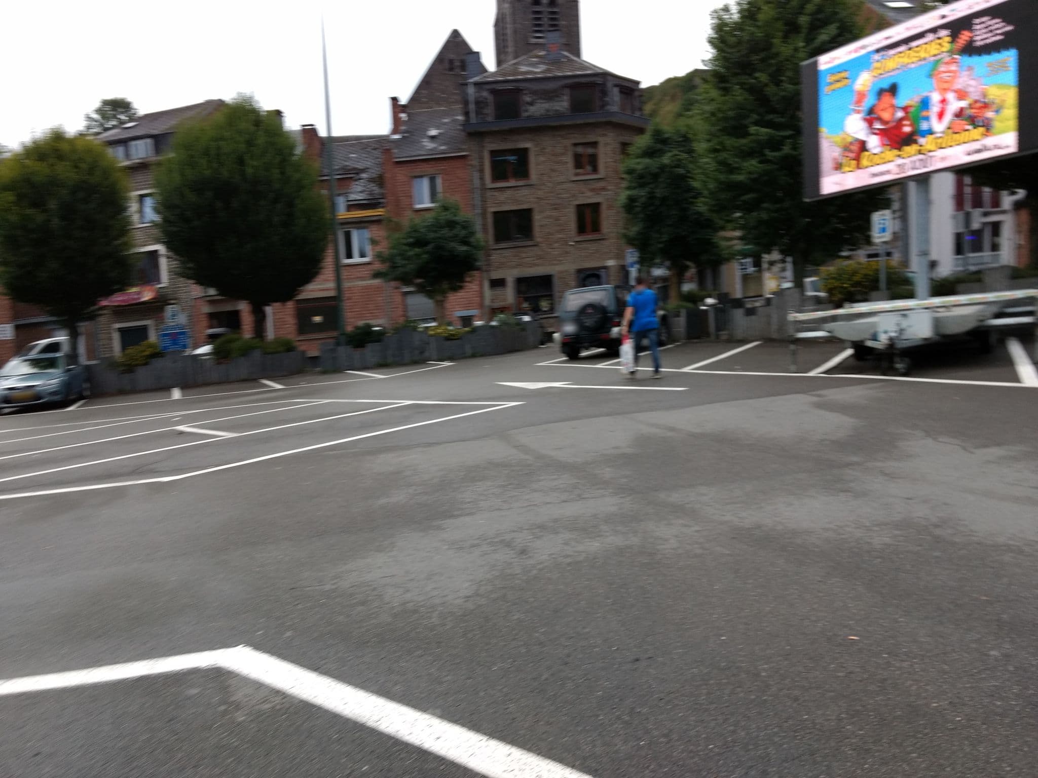 Street view near Hotel Beau Rivage and Restaurant Koulic, La Roche-en-Ardenne — © polyglot (CC BY-SA · Mapillary)