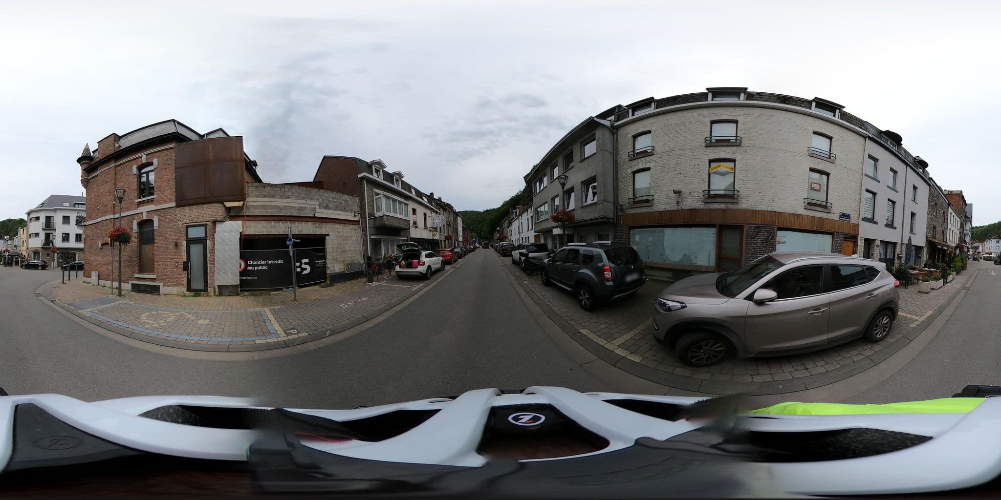 Street view near Hébergements confort/Comfortlogies La Fontanella, La Roche-en-Ardenne — © Mizuna (CC BY-SA · Mapillary)