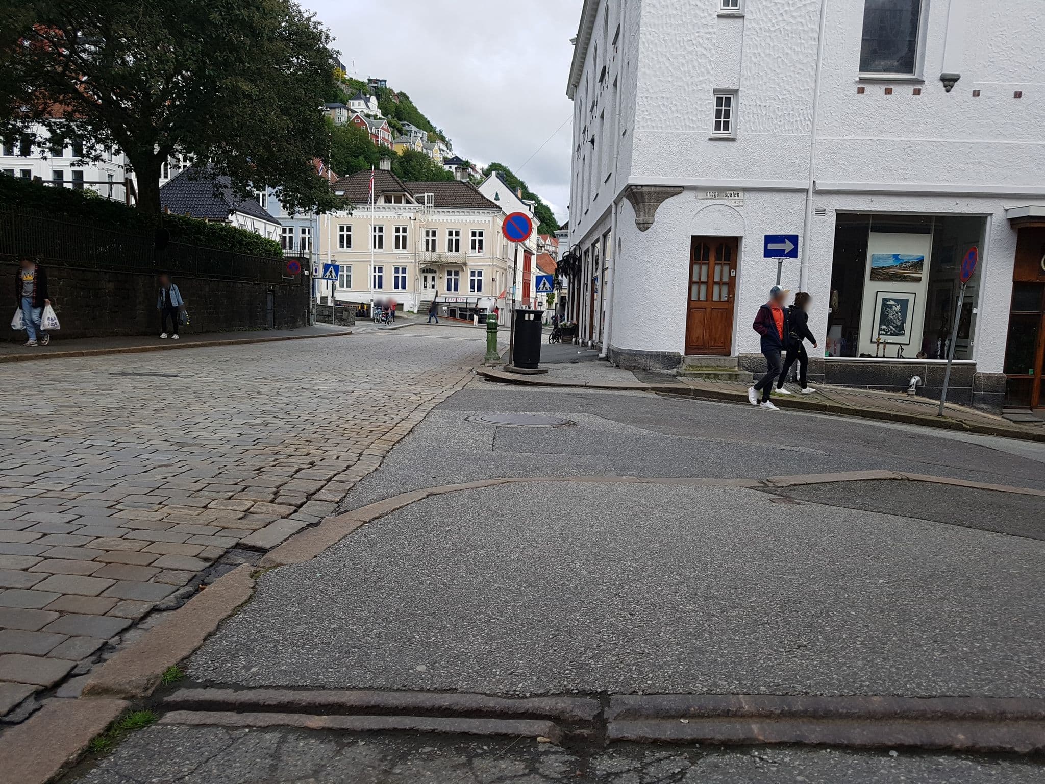 Street view near Bergen Harbour Hotel, member of WorldHotels Crafted, Bergen — © pbb (CC BY-SA · Mapillary)