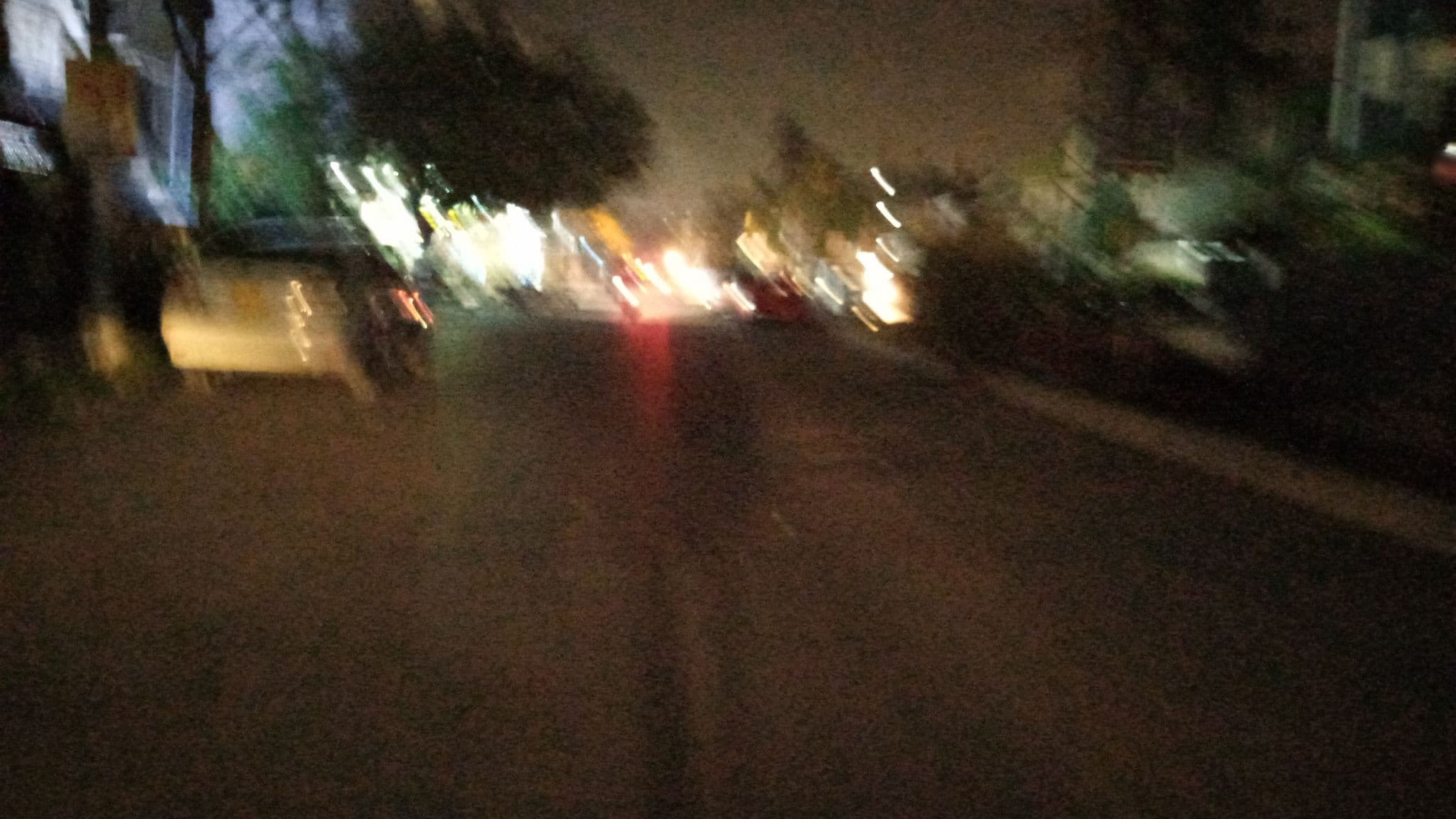 Street view near Holiday One Hotel and Suites – Expo Center, Pakistan Employees Cooperative Housing Society — © azhershah (CC BY-SA · Mapillary)