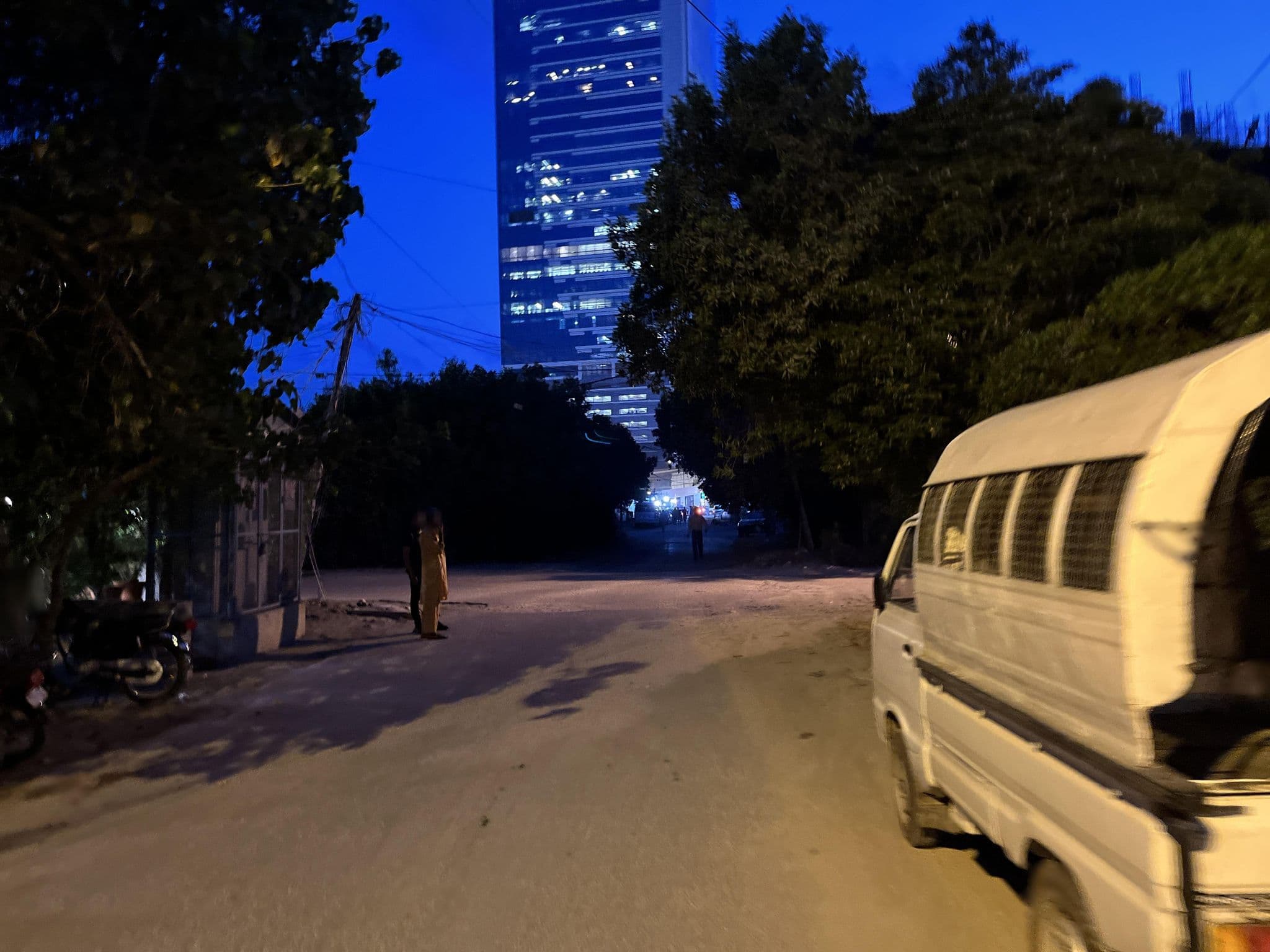 Street view near Seaview Cottage Karachi, Karachi — © housy76 (CC BY-SA · Mapillary)