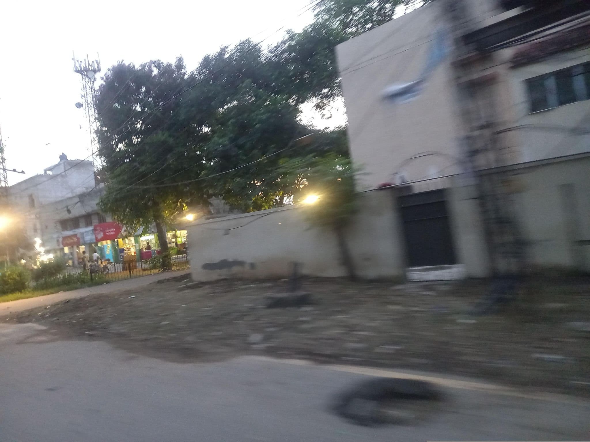 Street view near Hotel Signature Rezidor, Model Town — © hamzajutt (CC BY-SA · Mapillary)