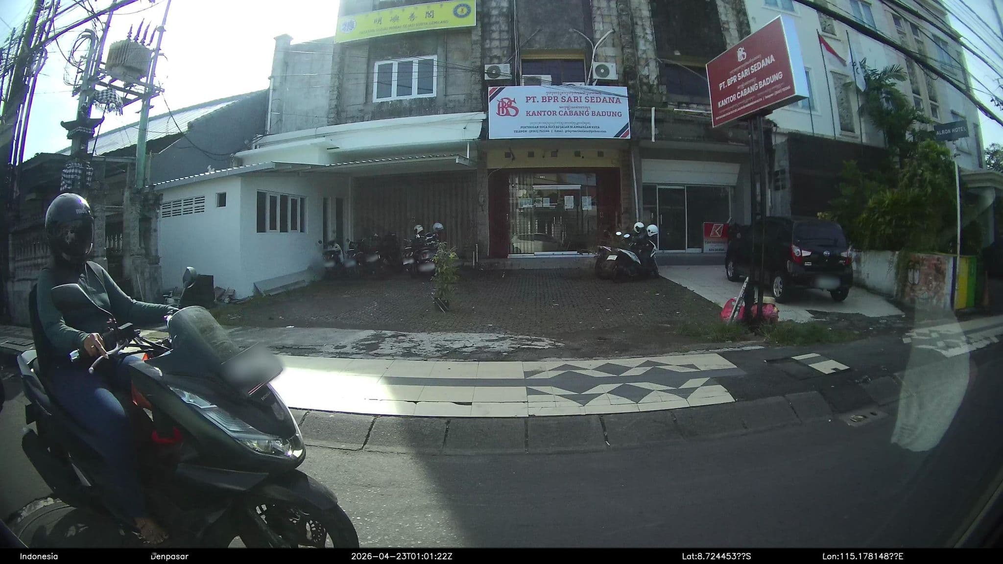 Street view near New Alron Hotel, Kuta — © Kaart---360 (CC BY-SA · Mapillary)