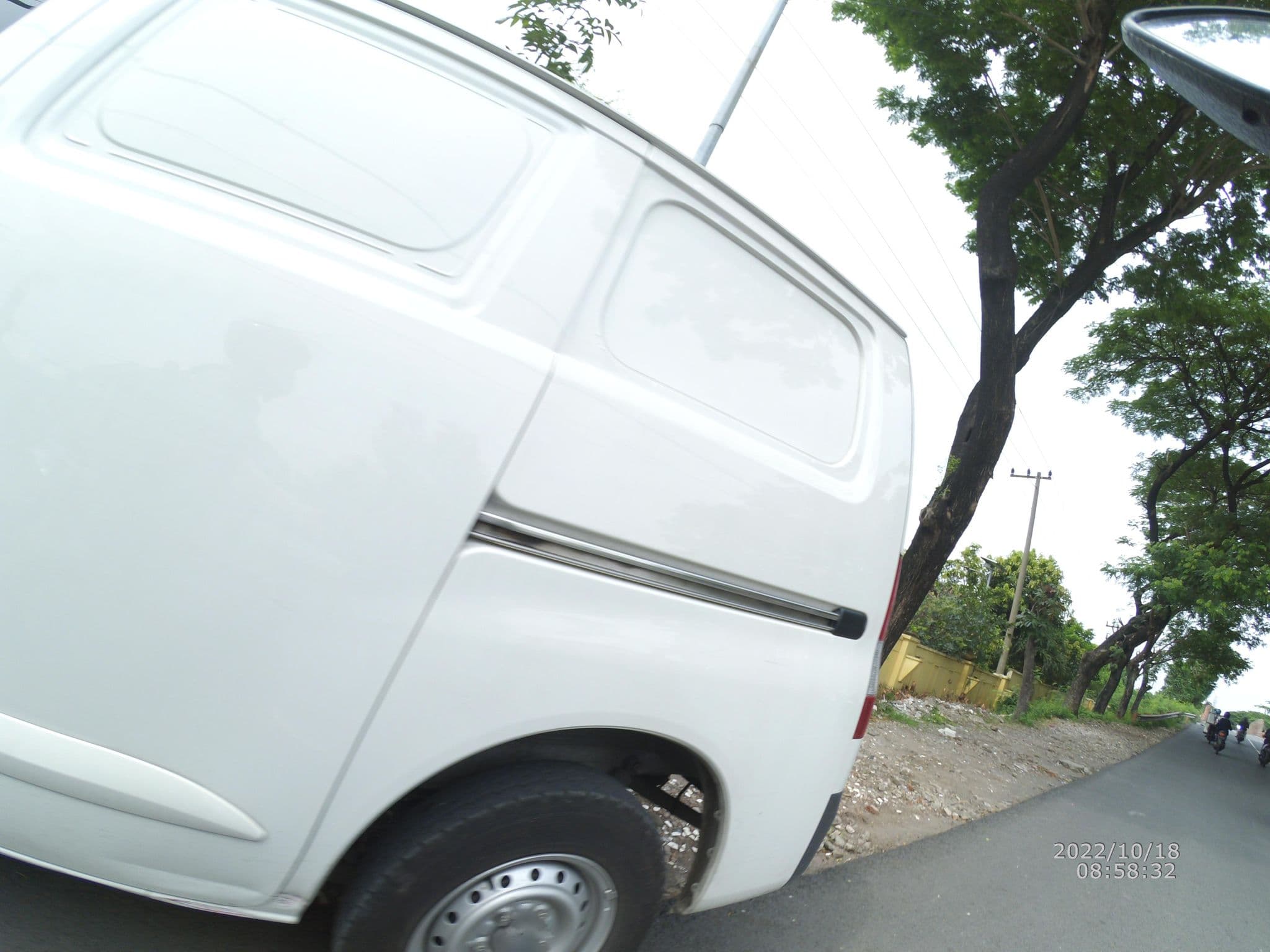 Street view near Hotel O near City of Tomorrow Mall formerly Vandhela Homestay, Gedangan — © maphunter_id (CC BY-SA · Mapillary)