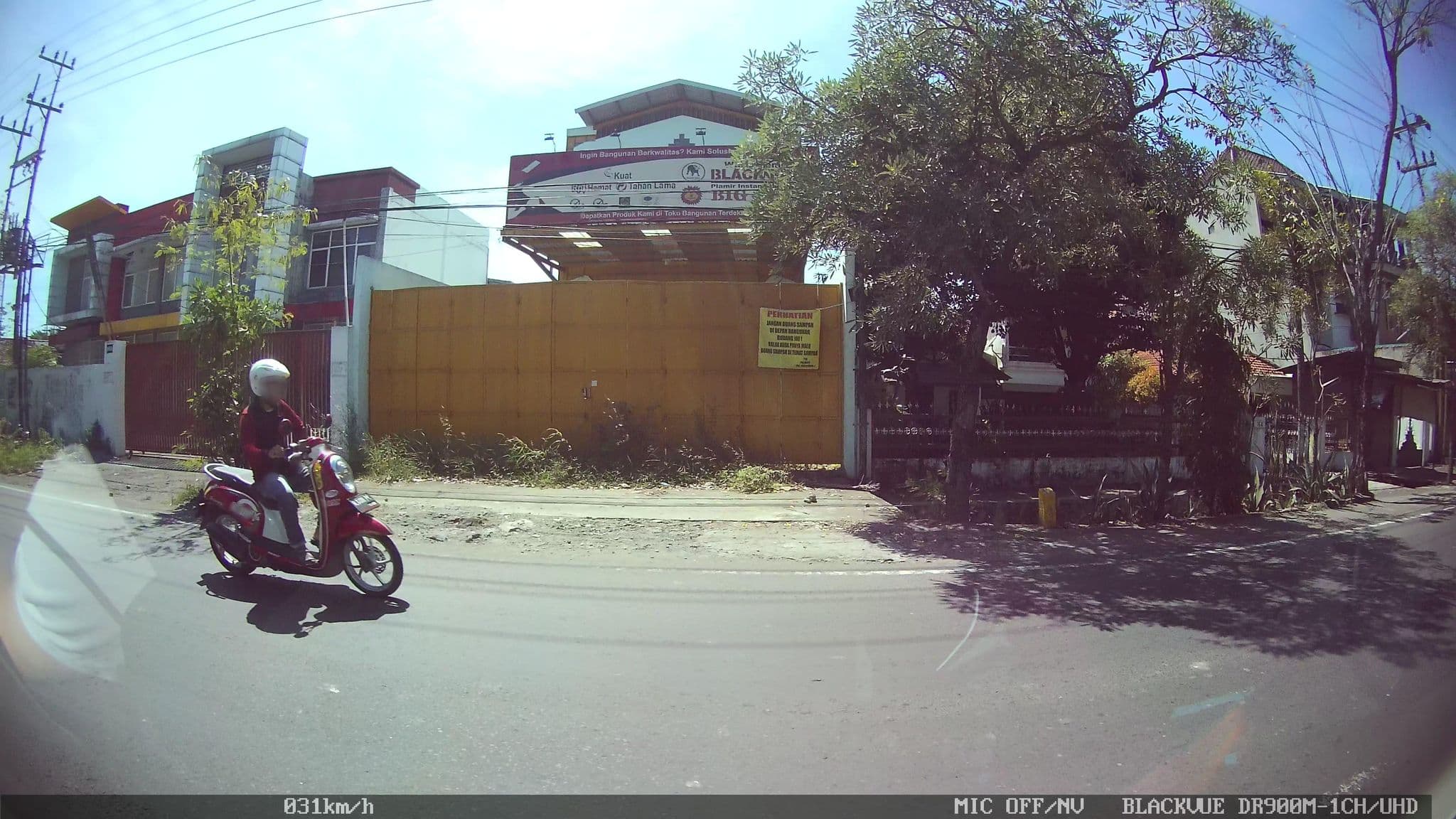 Street view near YUTAKA INN Bungurasih Sidoarjo, Gedangan — © kaart_2 (CC BY-SA · Mapillary)