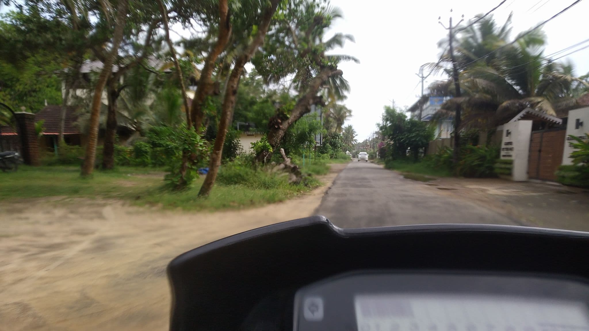 Street view near Akanta Ayurveda and Yoga Resort Kerala, Vadakakarai — © jothishbabu (CC BY-SA · Mapillary)