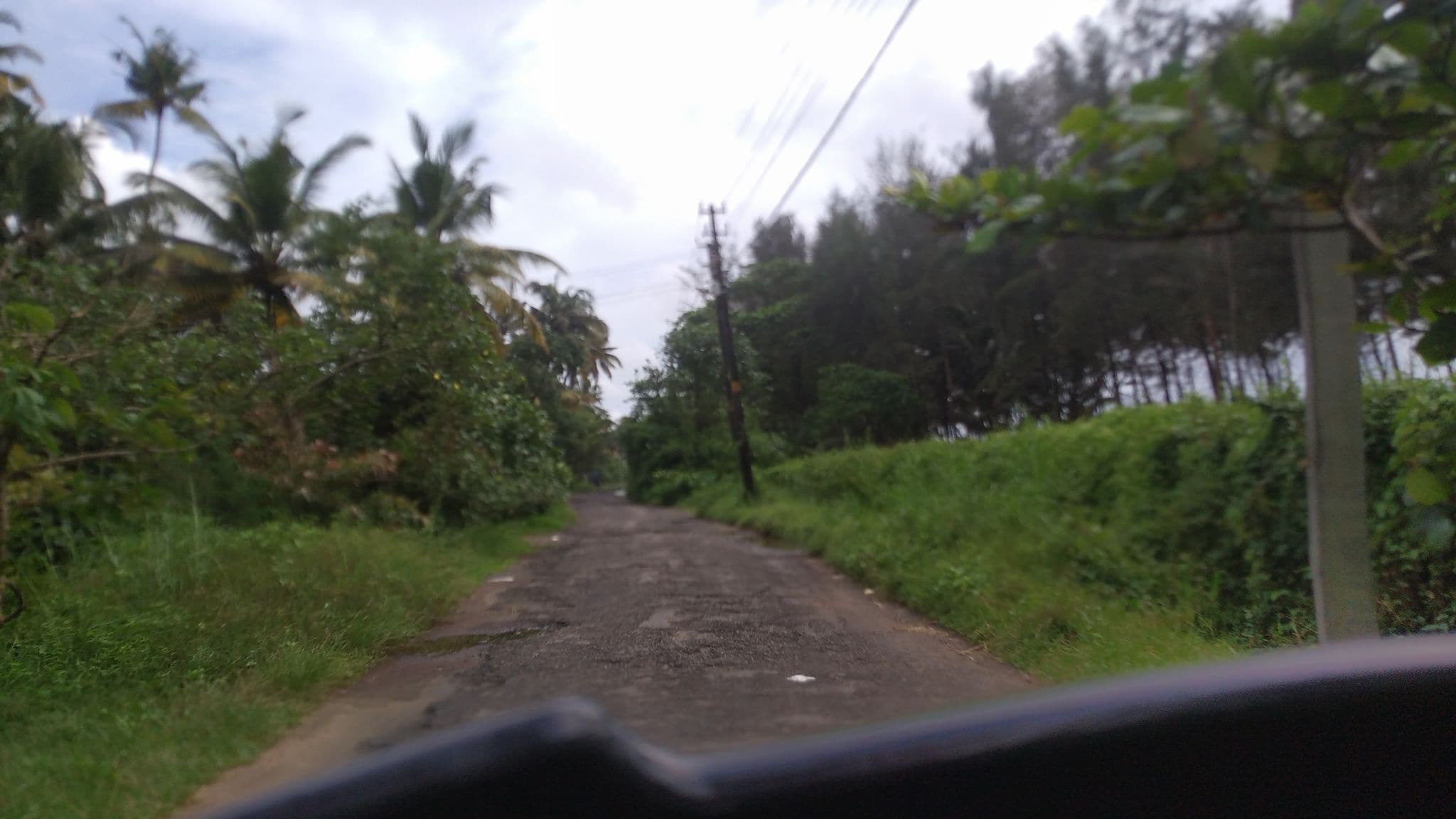 Street view near sunshine beach Villa kuzhuppilly, Kottuvalli — © jothishbabu (CC BY-SA · Mapillary)