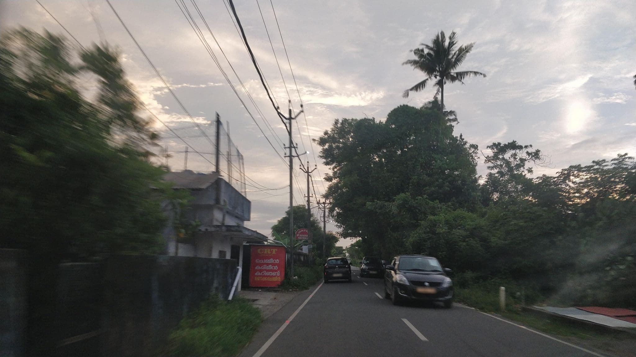 Street view near Kadaloram Beach Resort, Vadakakarai — © V15 (CC BY-SA · Mapillary)
