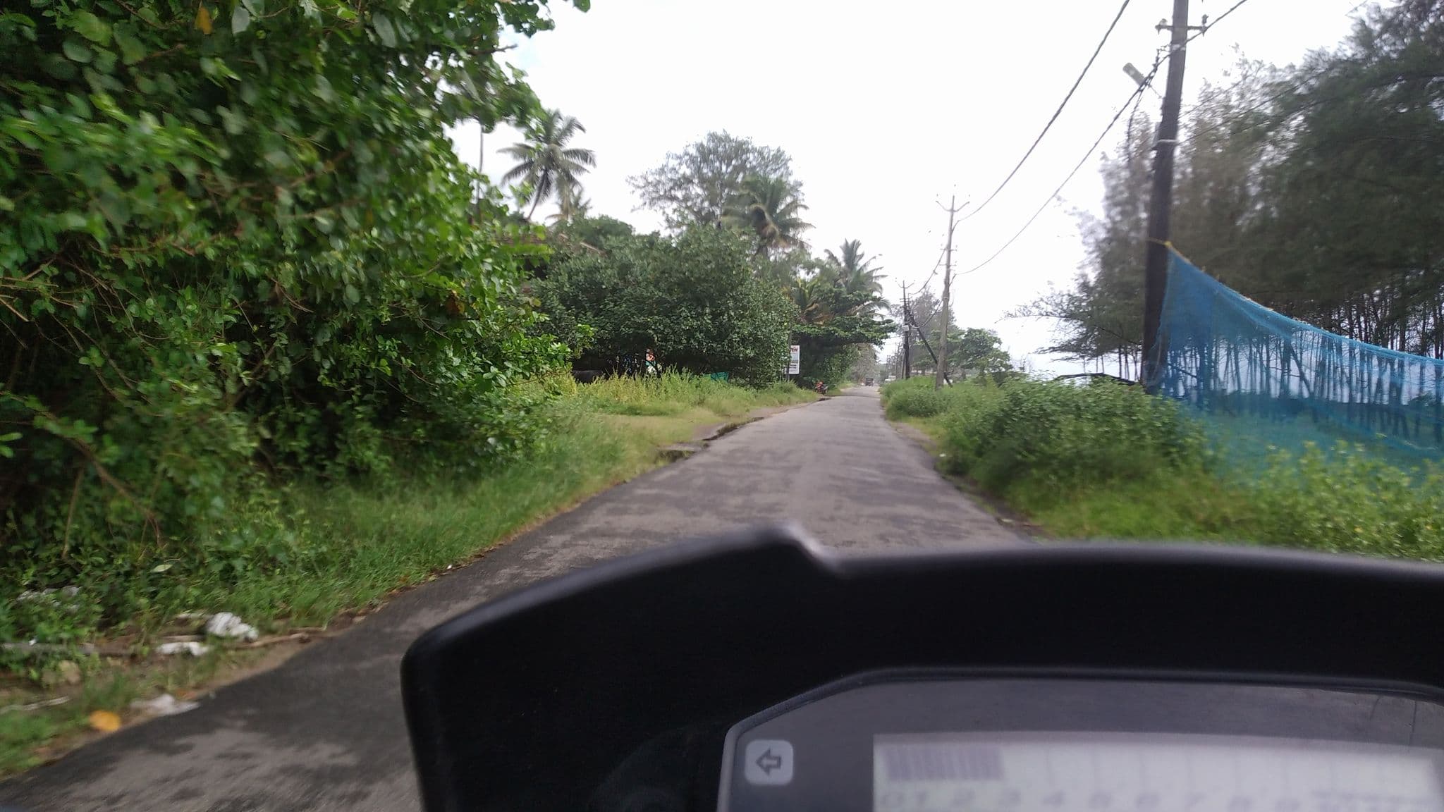 Street view near WAVE HILLS Private pool beach villa, Vadakakarai — © jothishbabu (CC BY-SA · Mapillary)