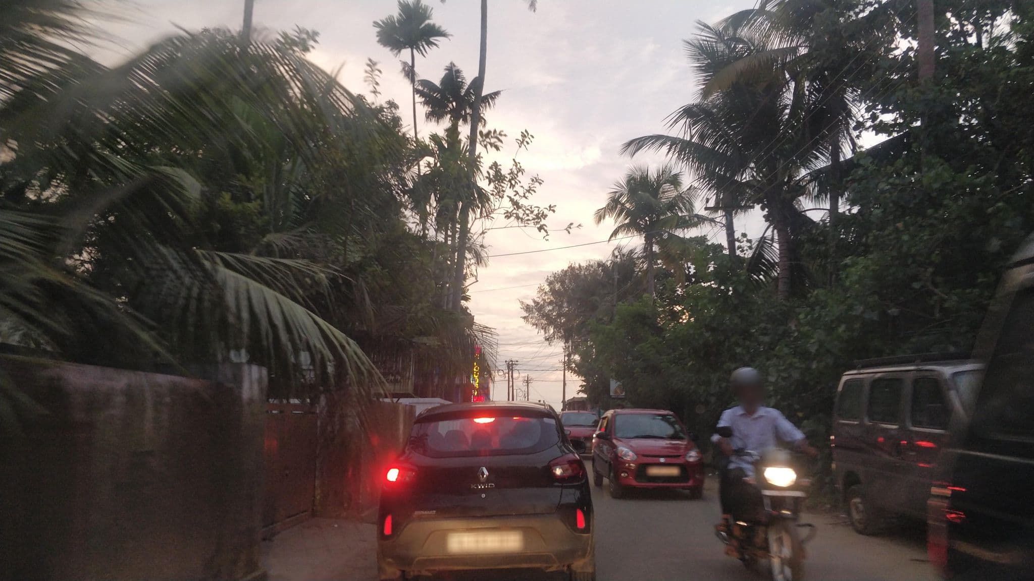 Street view near Ponyo stays, Vadakakarai — © V15 (CC BY-SA · Mapillary)