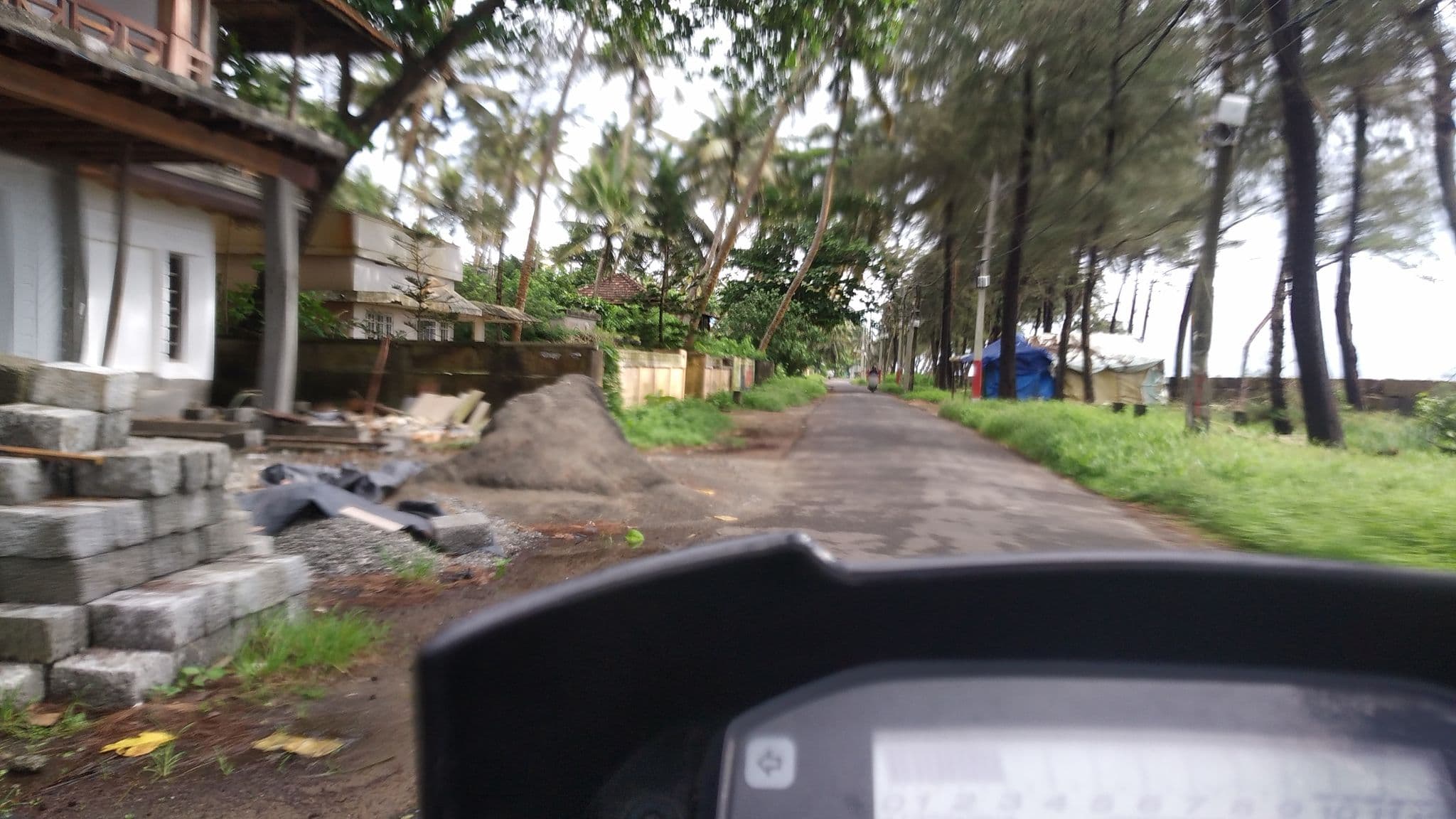 Street view near Cherai Beach View Heritage|Sea Pride, Vadakakarai — © jothishbabu (CC BY-SA · Mapillary)