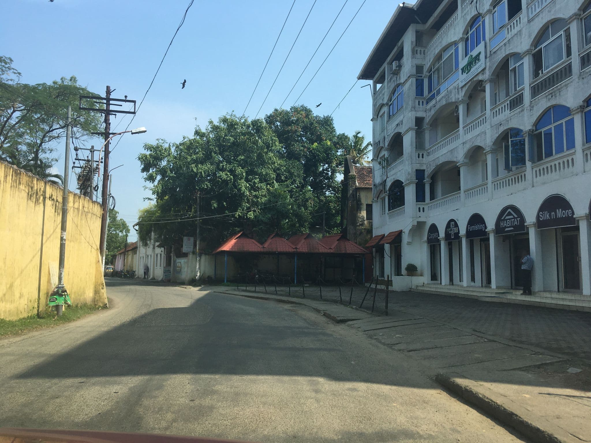 Street view near Santa Maria Hostel Fort Kochi, Vypīn — © livableurbanism (CC BY-SA · Mapillary)