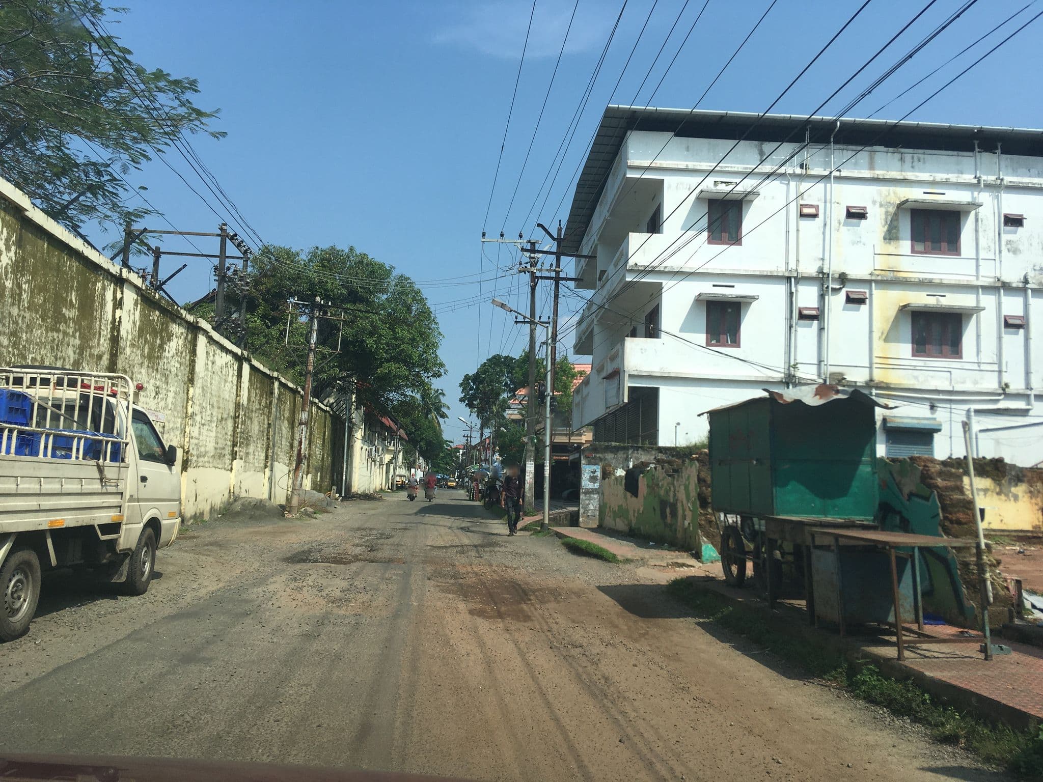 Street view near Hope Hostels, Fort Kochi, Vypīn — © livableurbanism (CC BY-SA · Mapillary)