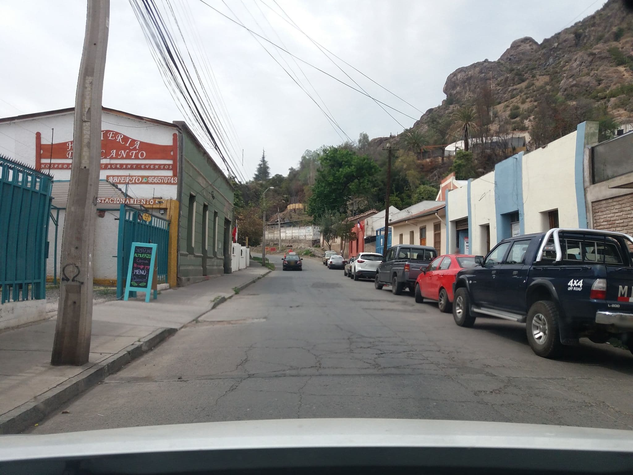 Street view near Hosteria Rucahuel, Los Andes — © hugo_sandoval (CC BY-SA · Mapillary)