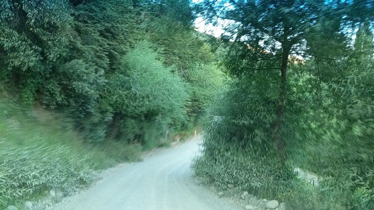 Street view near Río Espolón, Futaleufú — © v987412 (CC BY-SA · Mapillary)