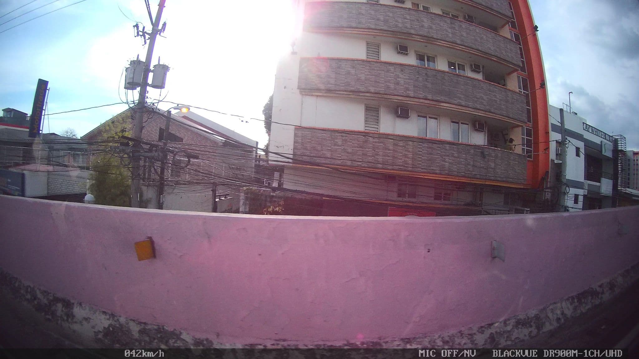 Street view near Stone House Hotel Pasay, Pasay — © kaart_4 (CC BY-SA · Mapillary)