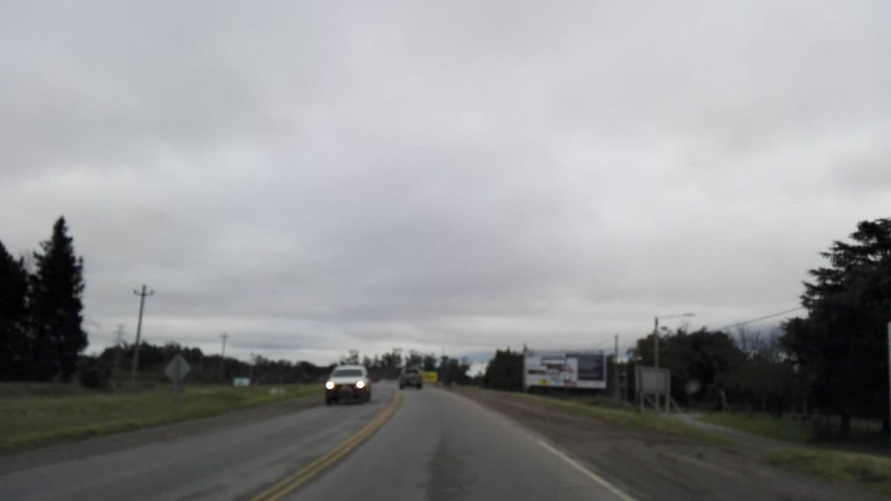 Street view near Hotel Cardal Tandil, Tandil — © nicfer (CC BY-SA · Mapillary)