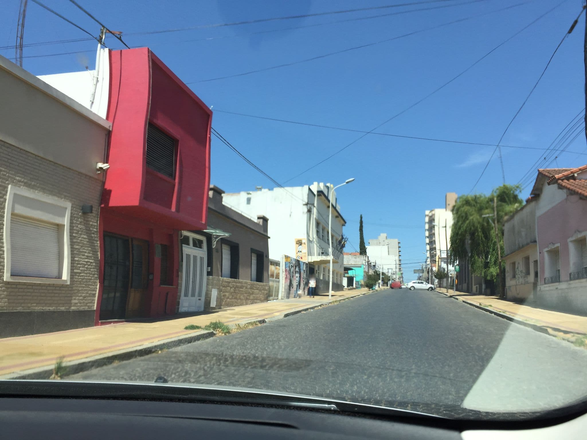 Street view near Mulen Hotel Tandil, Tandil — © nicolas17 (CC BY-SA · Mapillary)