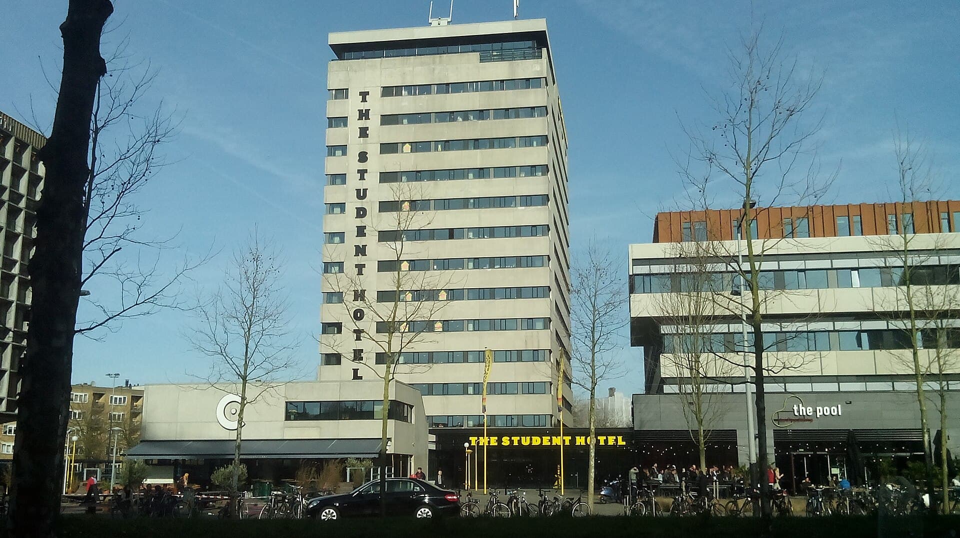 The Social Hub Amsterdam City (via Wikimedia Commons, CC BY-SA 4.0)