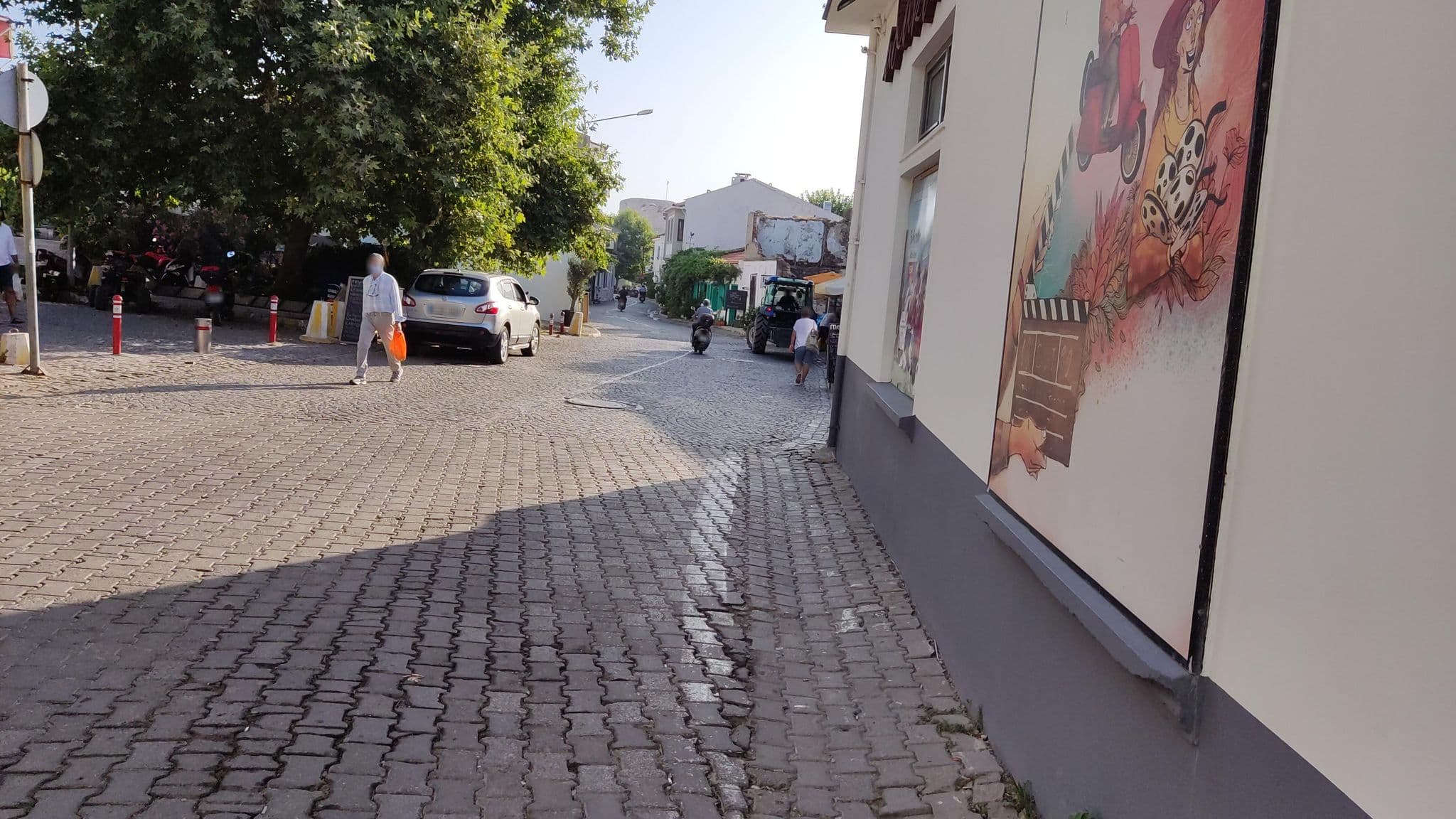 Street view near Armagrandi Hotel Bozcaada, Bozcaada — © orkut (CC BY-SA · Mapillary)