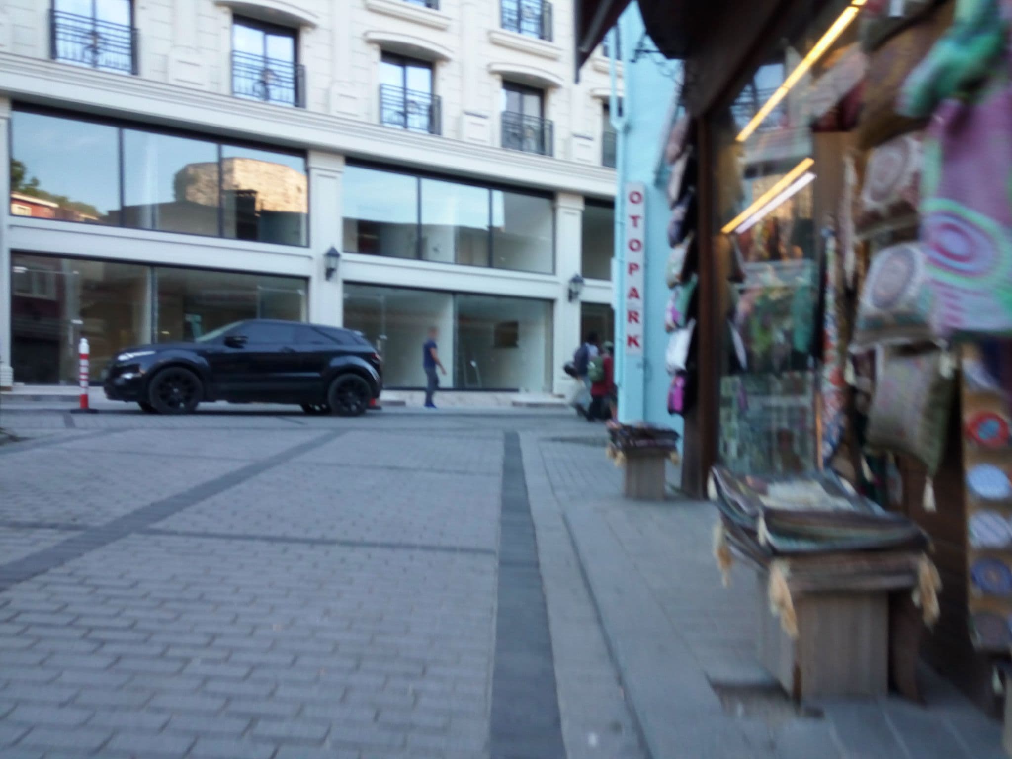 Street view near ErenleR HoTeL & HosTeL, Eminönü — © mapfool (CC BY-SA · Mapillary)