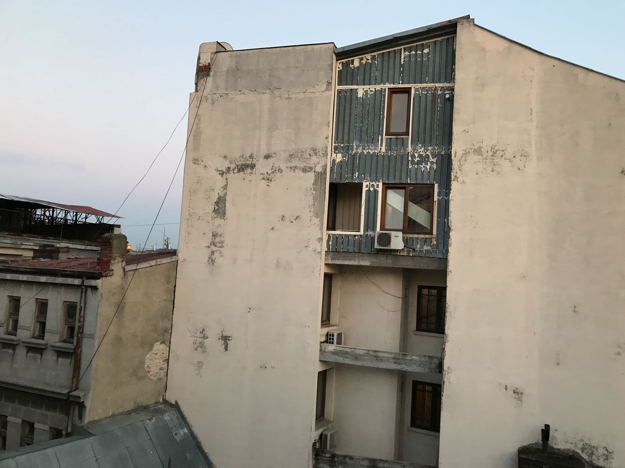 Street view near Rembrandt Old Town, Bucharest — © multimaze (CC BY-SA · Mapillary)