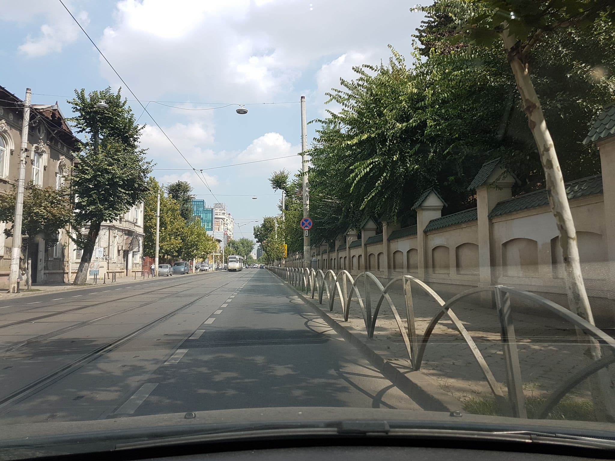 Street view near Nest Boutique Hostel, Bucharest — © tavi (CC BY-SA · Mapillary)