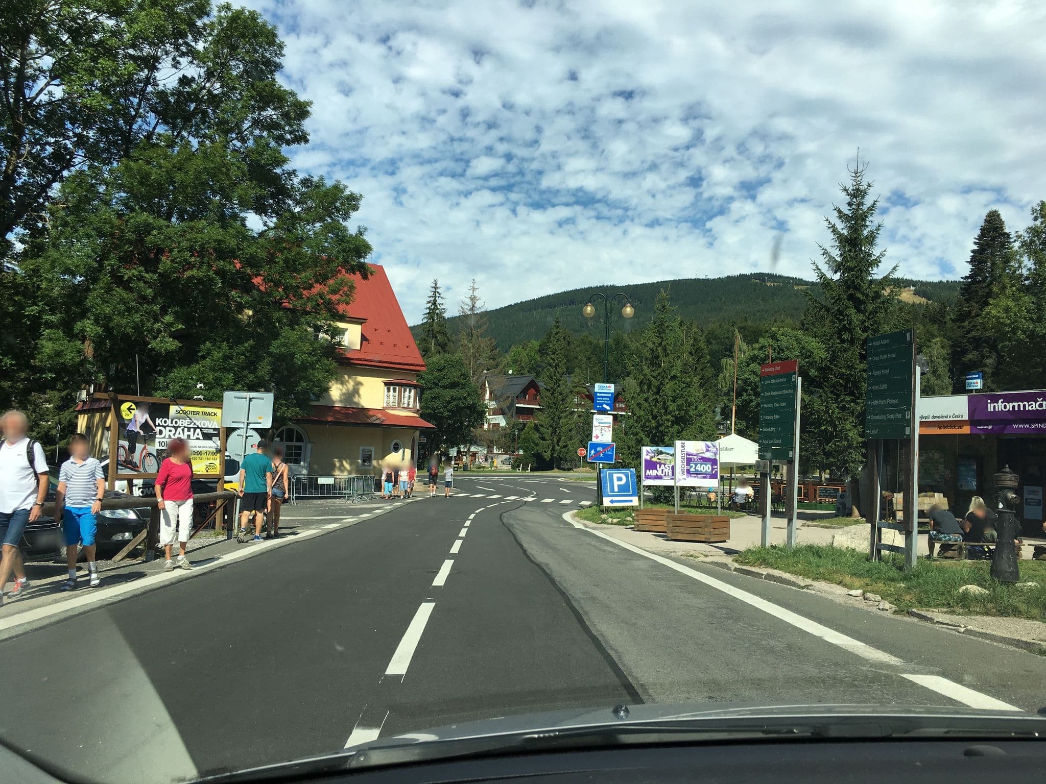 Street view near Hotel Central 1920, Špindlerův Mlýn — © bejotel (CC BY-SA · Mapillary)
