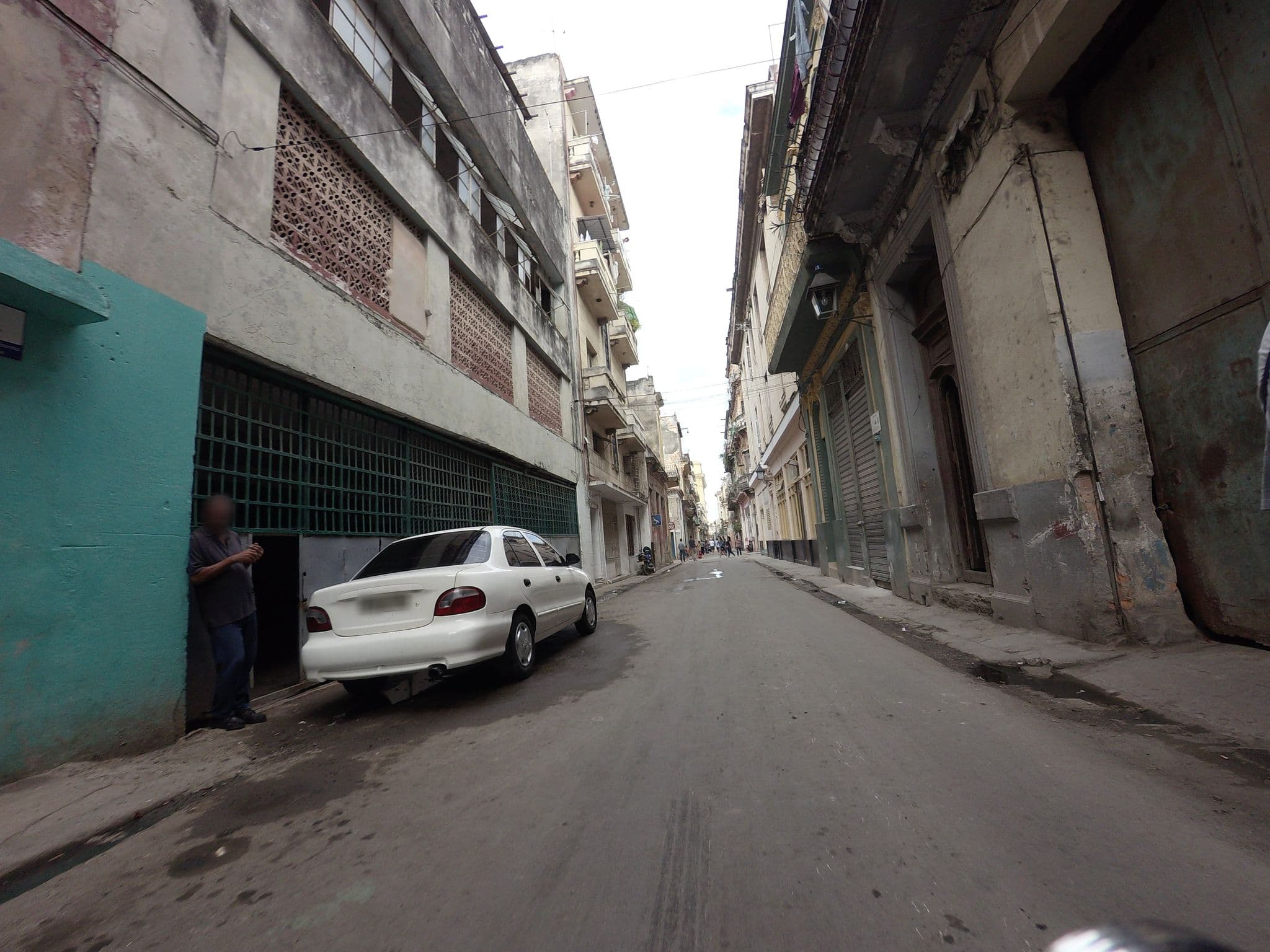 Street view near Havana Dream, La Habana Vieja — © elpbatista (CC BY-SA · Mapillary)