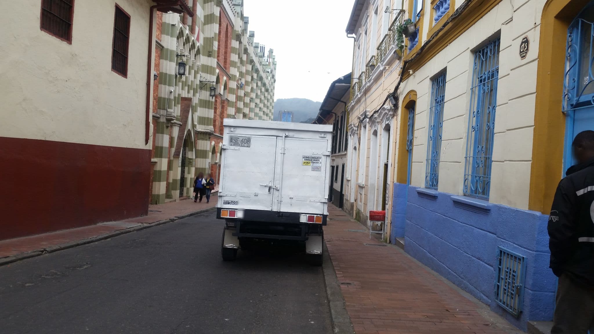 Street view near Fatima Hostel Bogota, Bogotá — © ejegg (CC BY-SA · Mapillary)