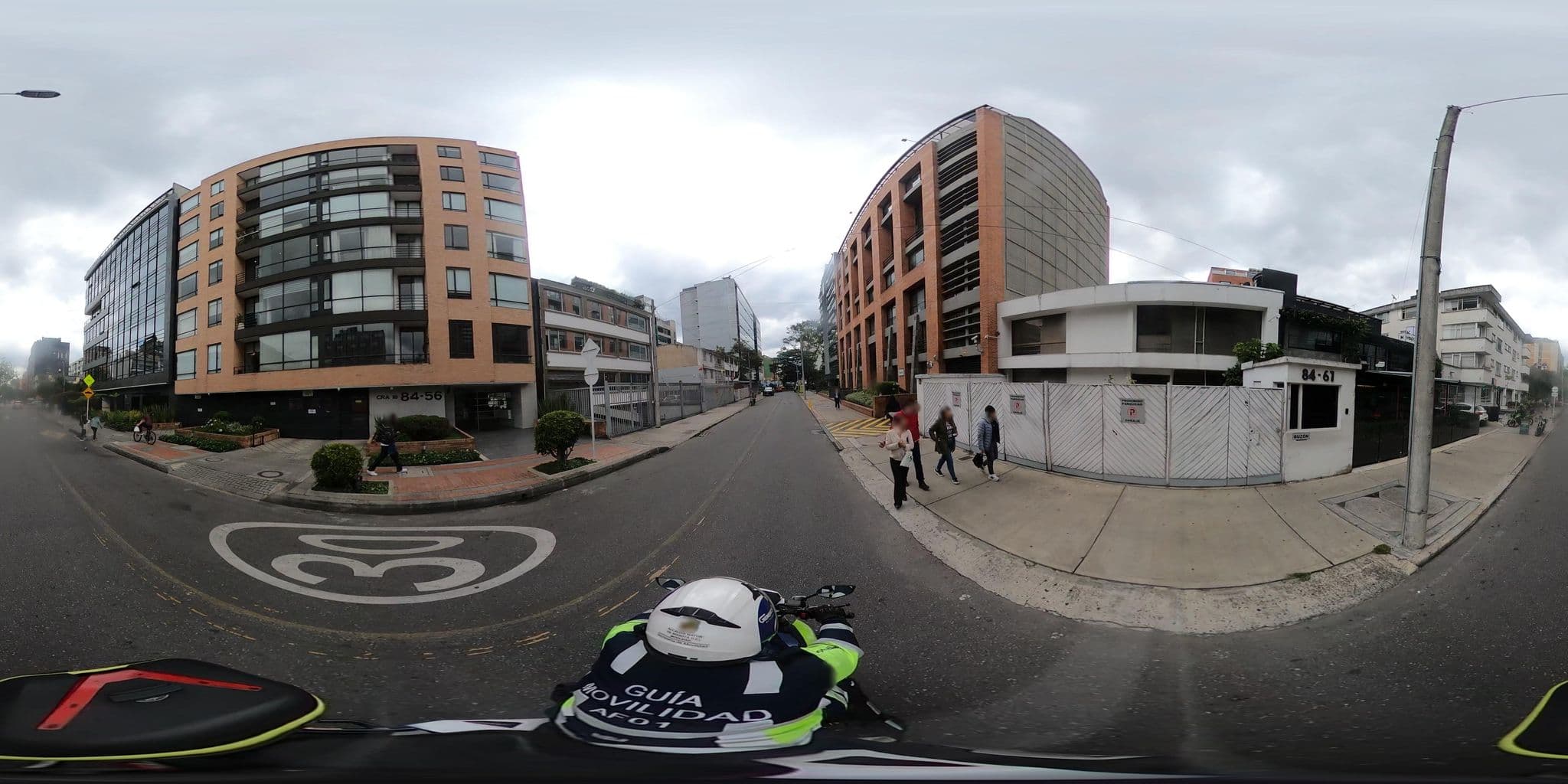 Street view near Mini Rooms 85, Barrio San Luis — © cgalindop (CC BY-SA · Mapillary)