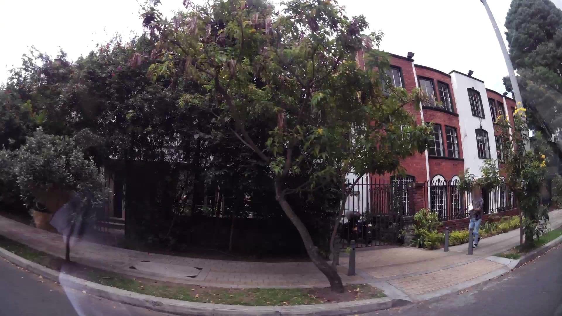 Street view near Nova Apartments Parkway, Bogotá — © kaartcam (CC BY-SA · Mapillary)