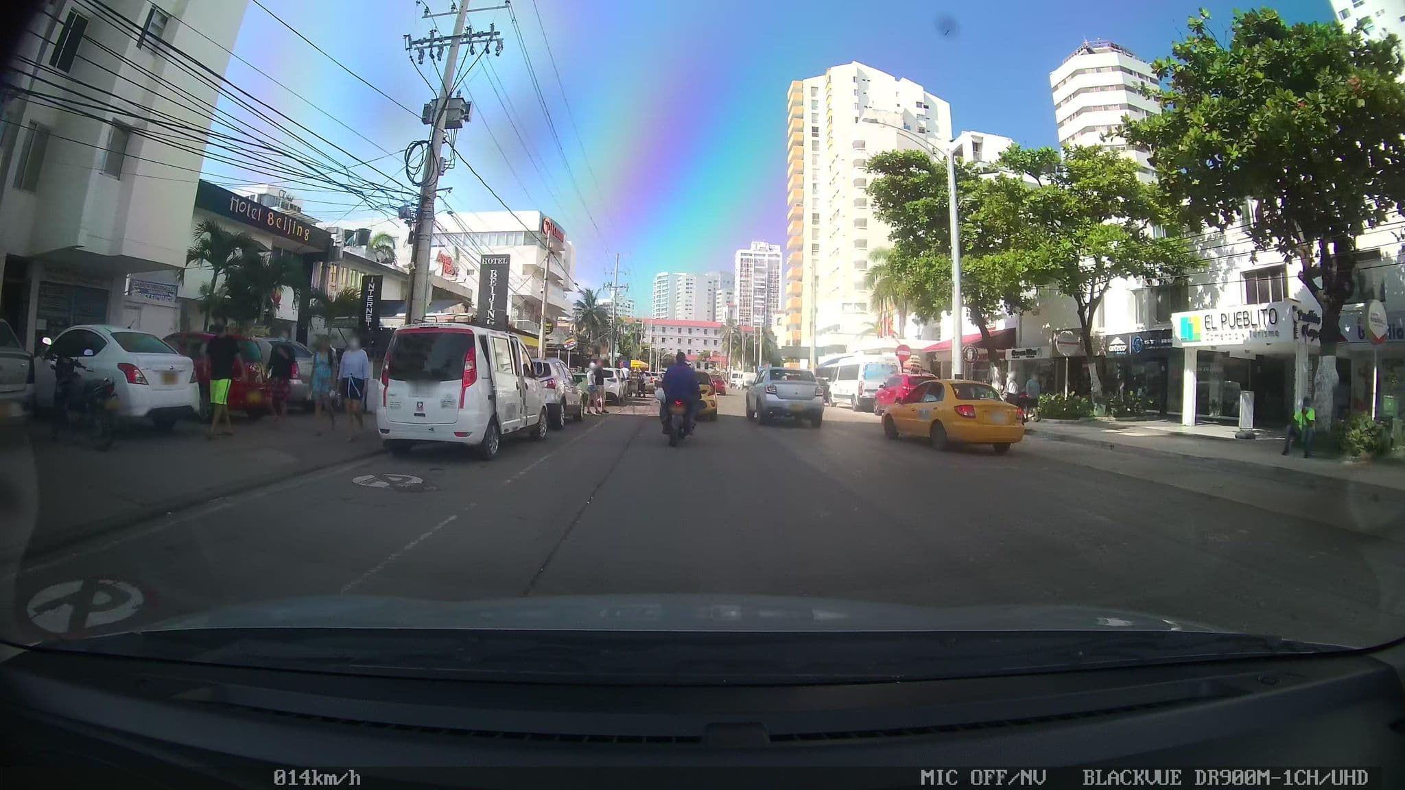 Street view near Hotel OZ Luxury, Cartagena — © kaart_2 (CC BY-SA · Mapillary)