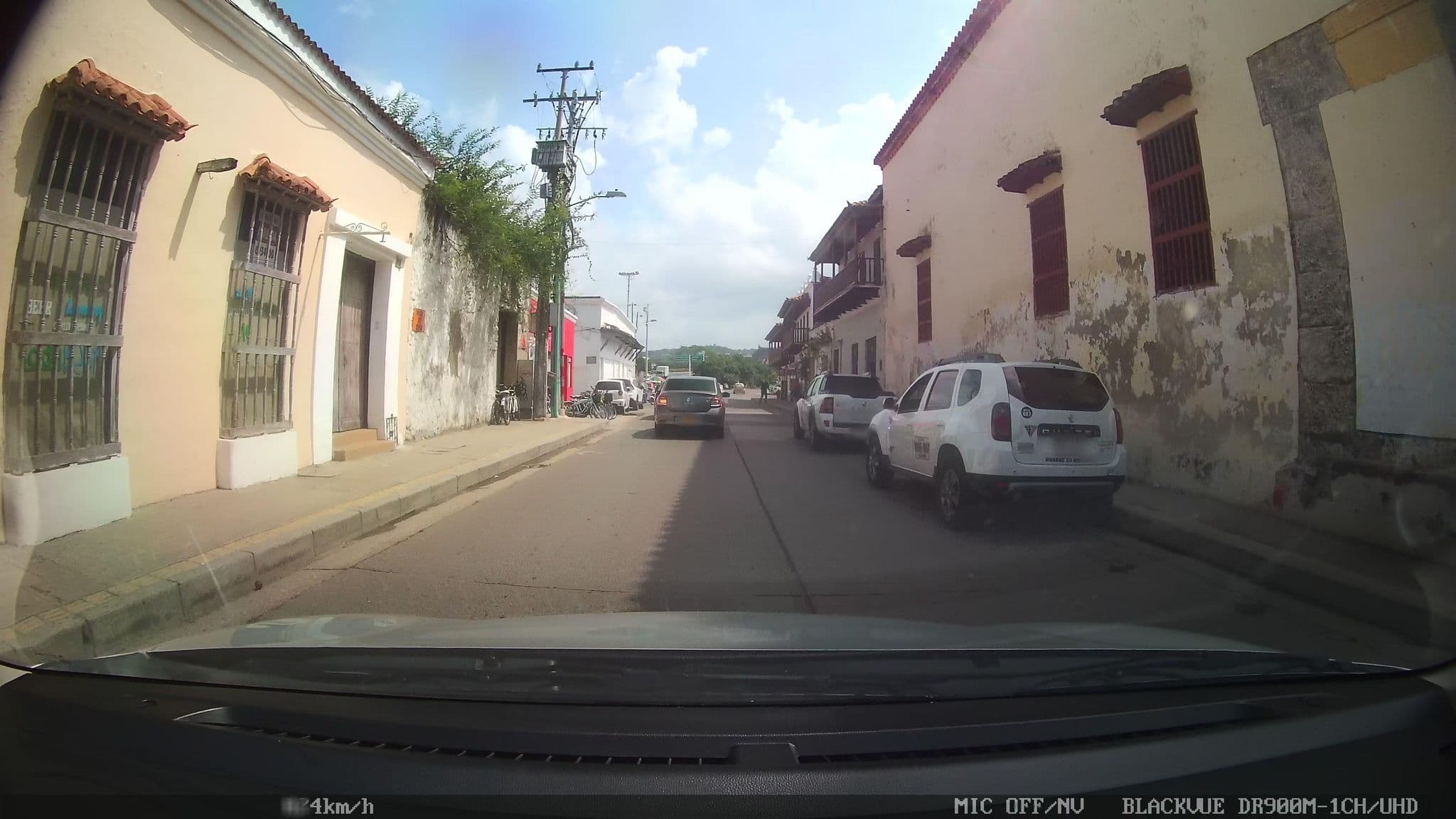 Street view near Scalea Di Mare Hotel, Cartagena — © kaart_2 (CC BY-SA · Mapillary)