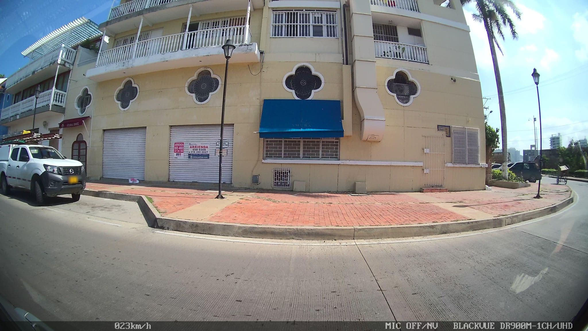 Street view near LUNALA HOTEL BOUTIQUE, Cartagena — © kaart_2 (CC BY-SA · Mapillary)