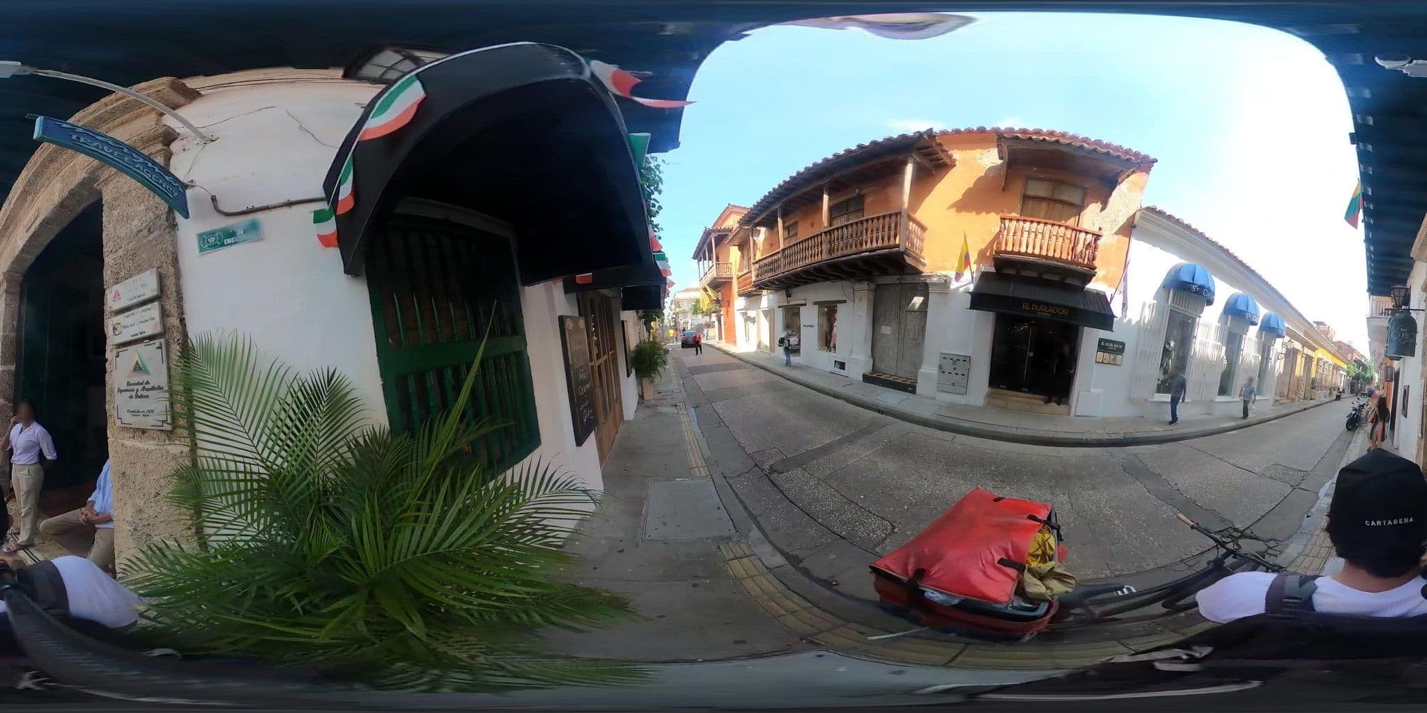 Street view near Casa Pestagua Hotel, Cartagena — © angoca (CC BY-SA · Mapillary)