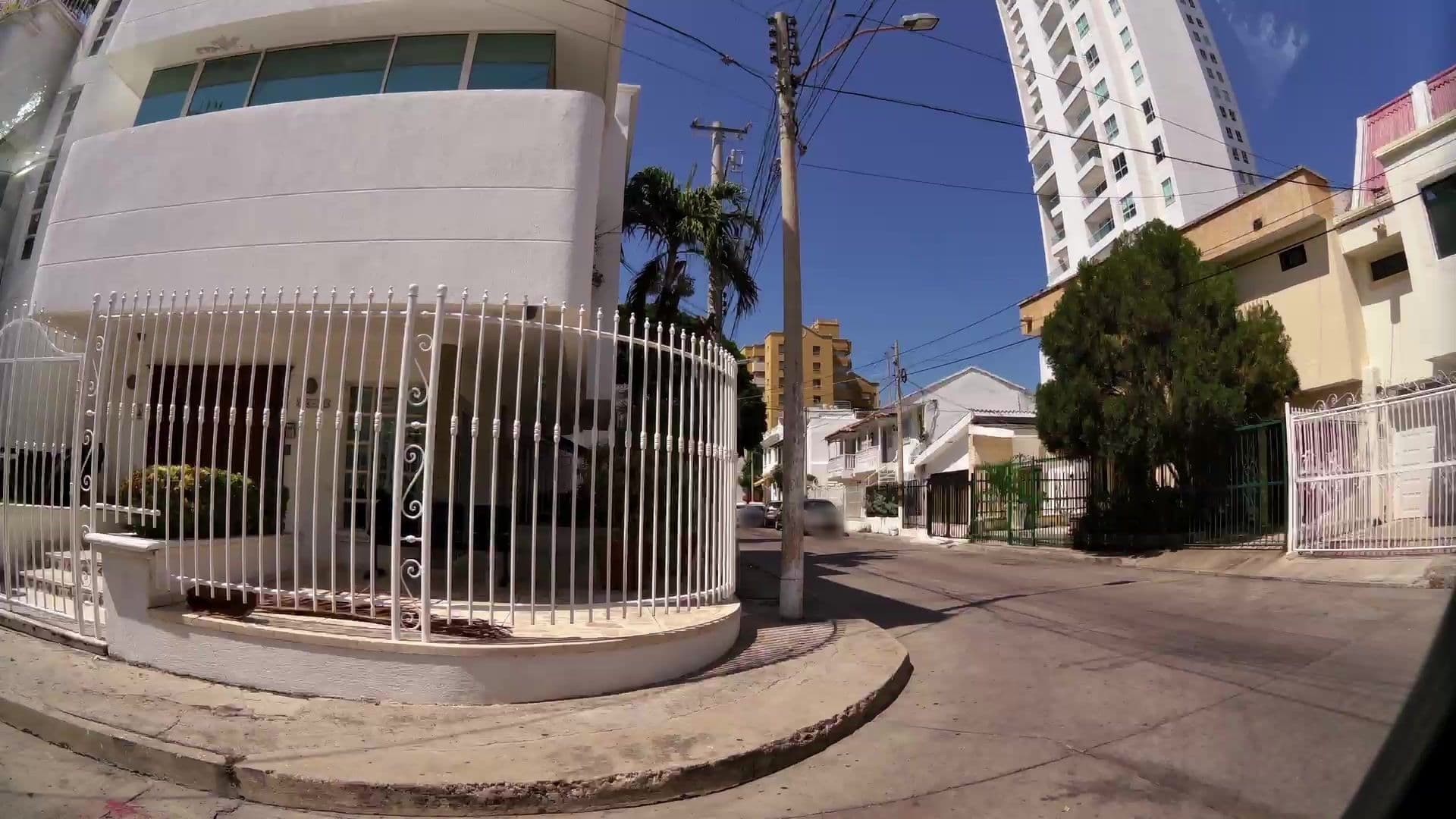 Street view near Casa del Puerto Hostel & Suites, Cartagena — © kaartcam (CC BY-SA · Mapillary)