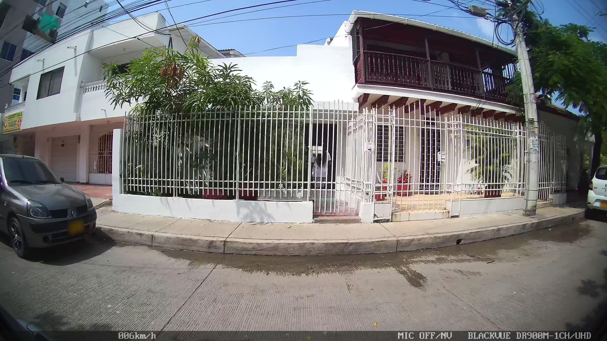 Street view near Casa Gracia Hotel Cartagena, Cartagena — © kaart_2 (CC BY-SA · Mapillary)