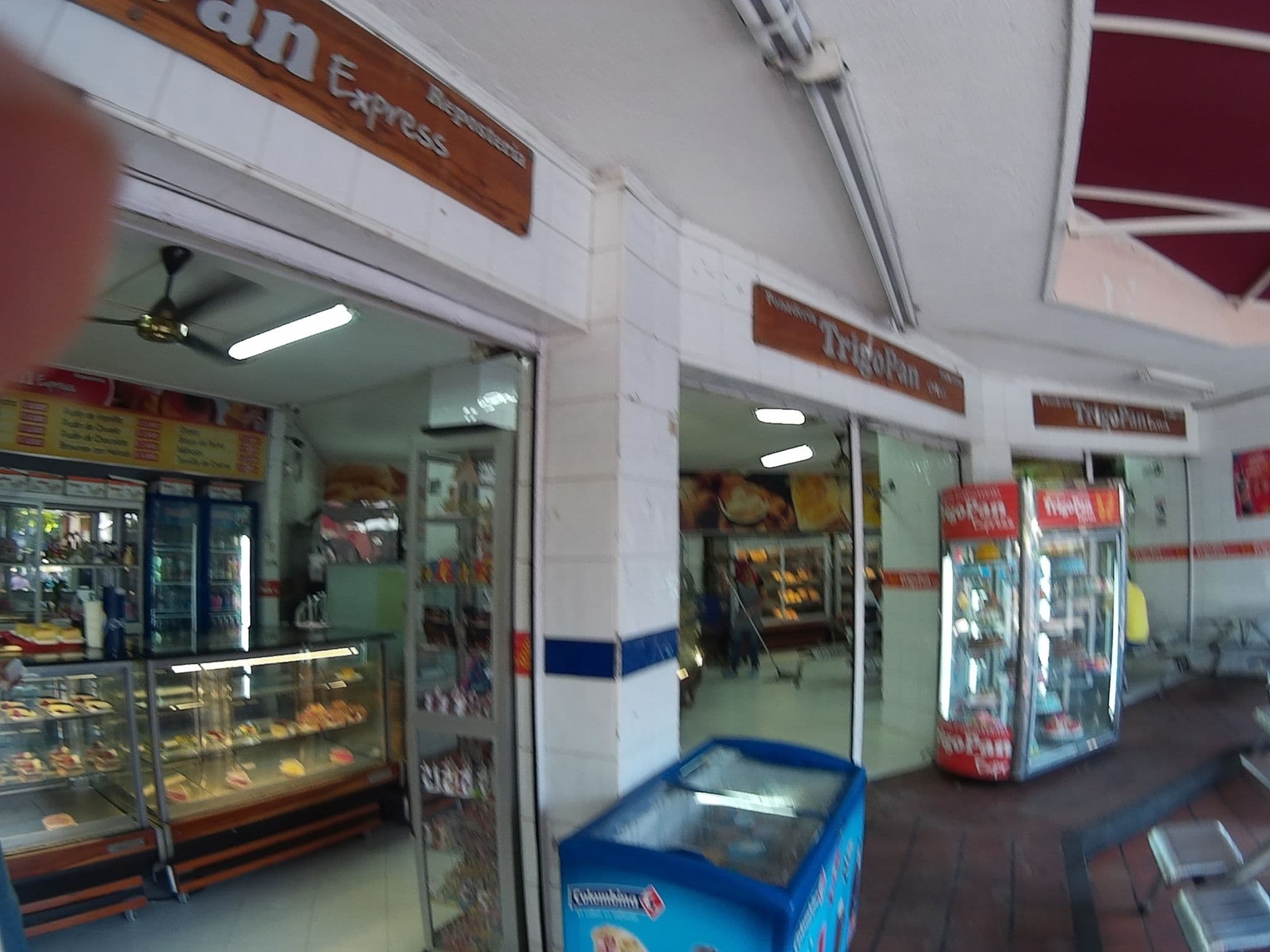 Street view near Peñón del rodadero, Santa Marta — © humano (CC BY-SA · Mapillary)